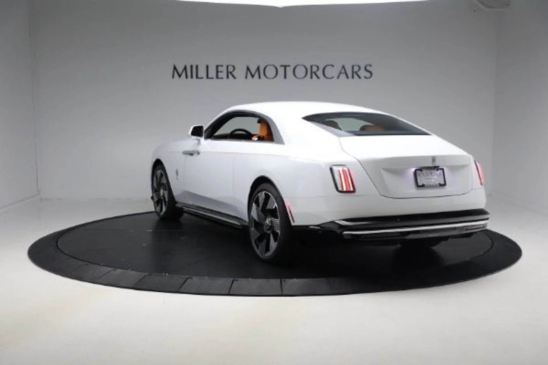 mph011_4271011984_Used_2024_Rolls_Royce_Spectre_07b2bfb2b3