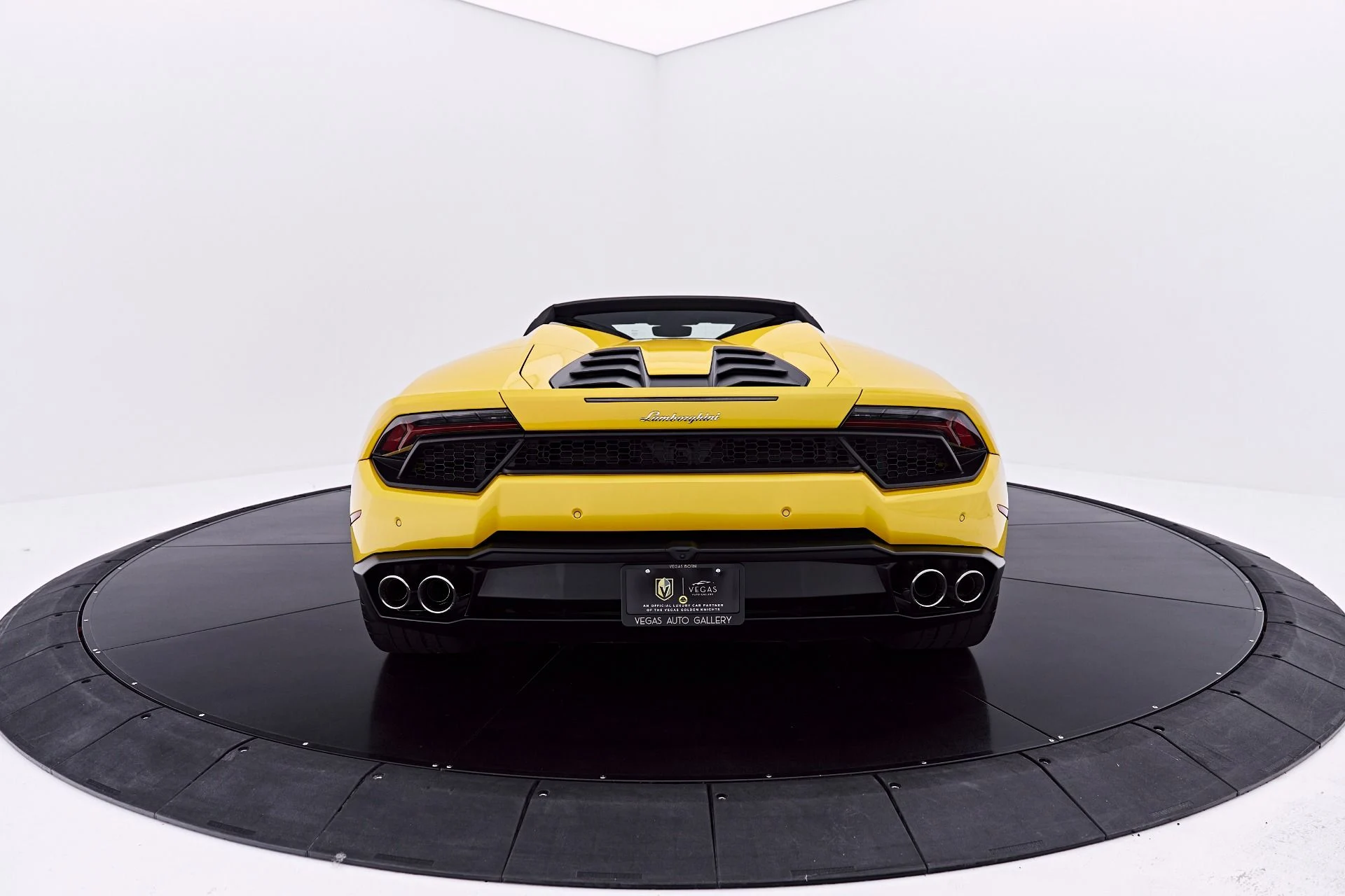 mph011_4271072958_Used_2018_Lamborghini_Huracan_LP_580_2_S_1784246787_590a7ea33f