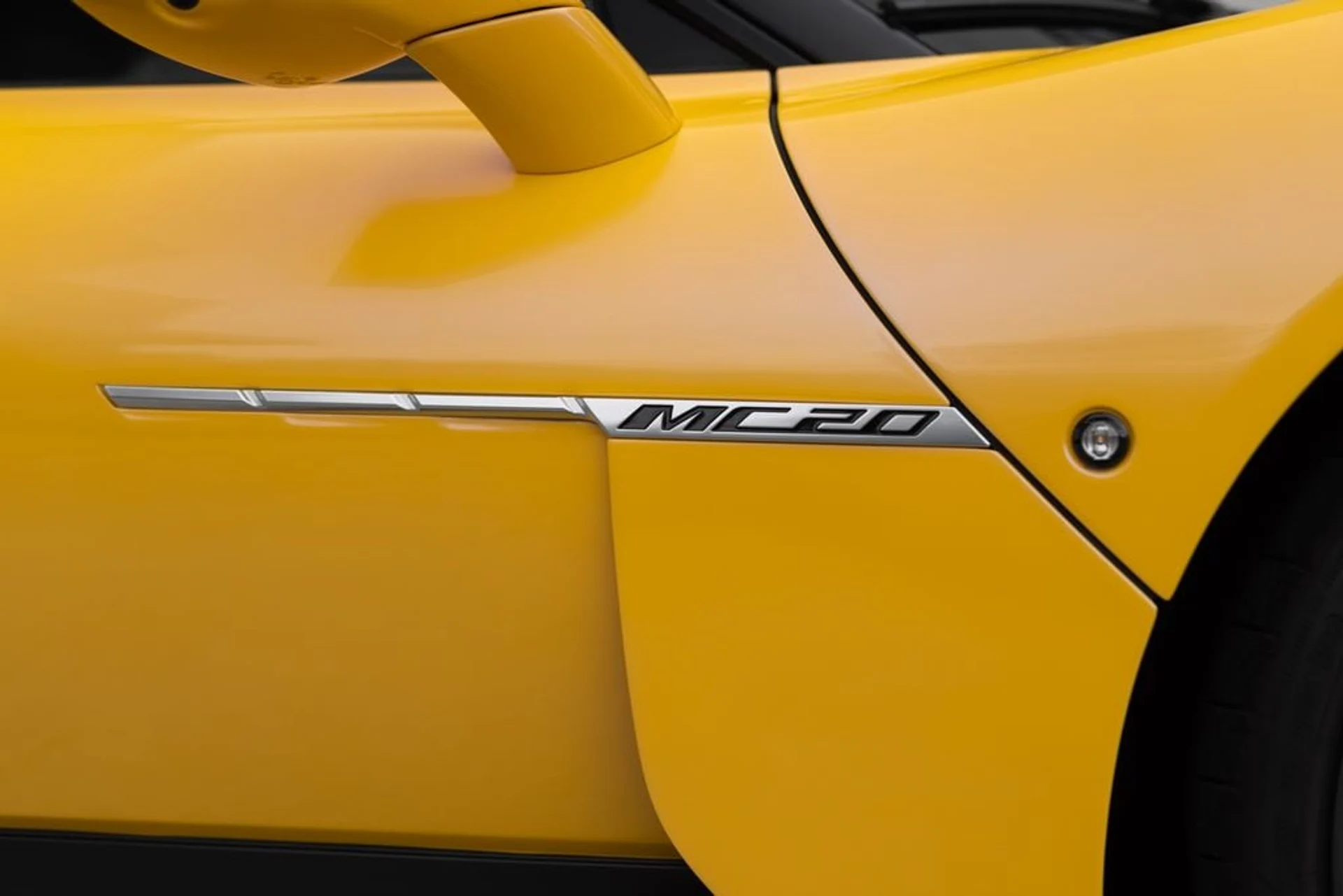 mph011_4271594099_ca500f44e605d280af52eec542524442x_486d702c6f