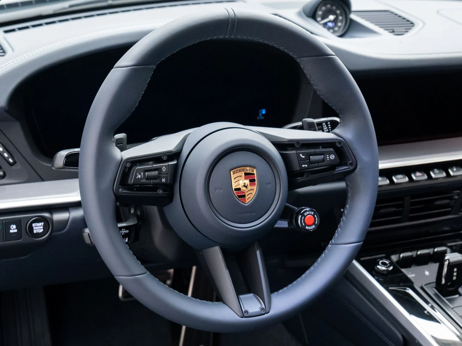 mph011_4272112256_f36971f254c474e4af3e27f3018ee0dfx_fe832d1422