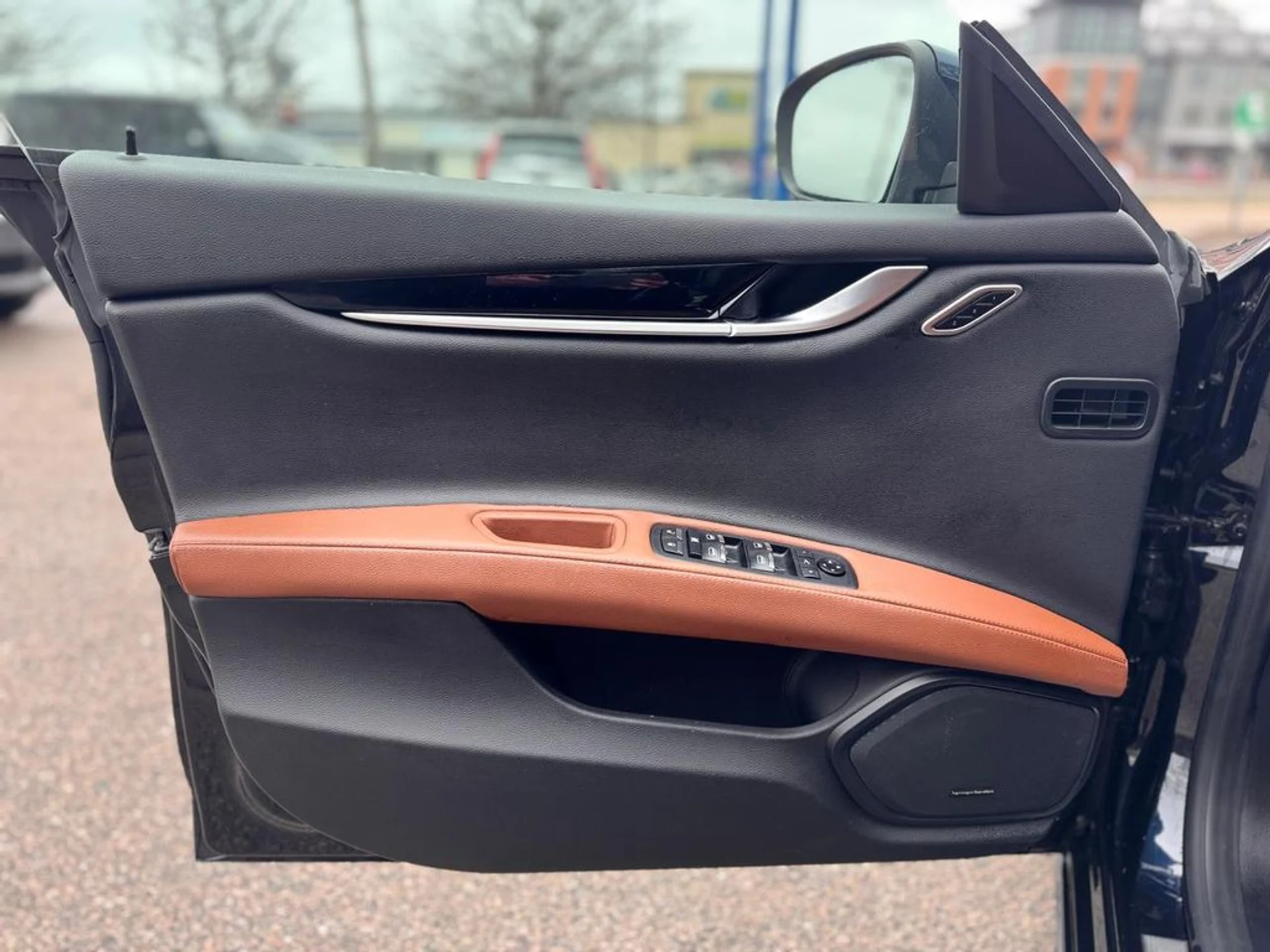 mph011_4293268206_4b8b30cc017be916788cb6a944177a0dx_c7bb98a883