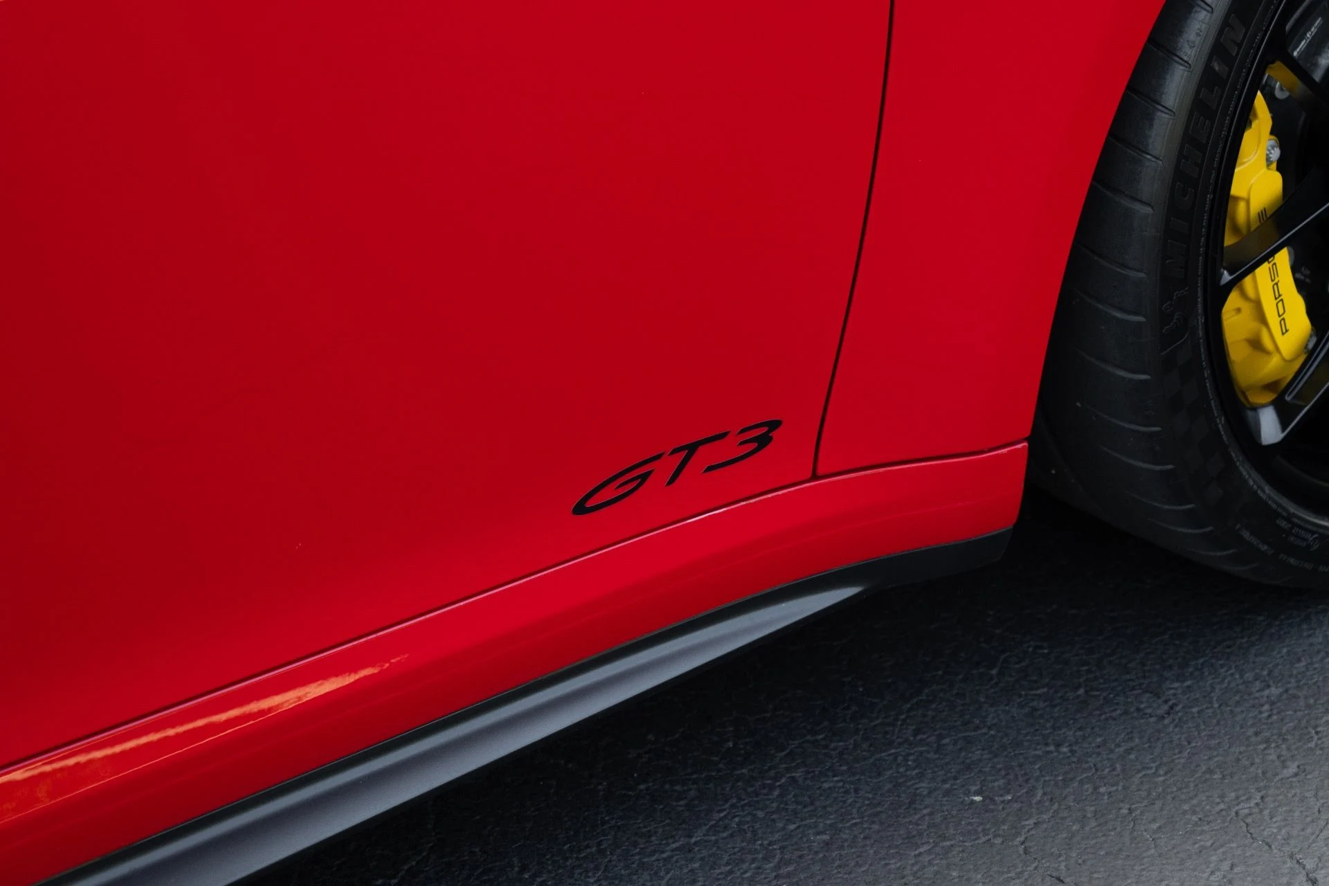 mph011_43998223_Used_2022_Porsche_911_GT_3_1761761054_f8dcdc8ec8