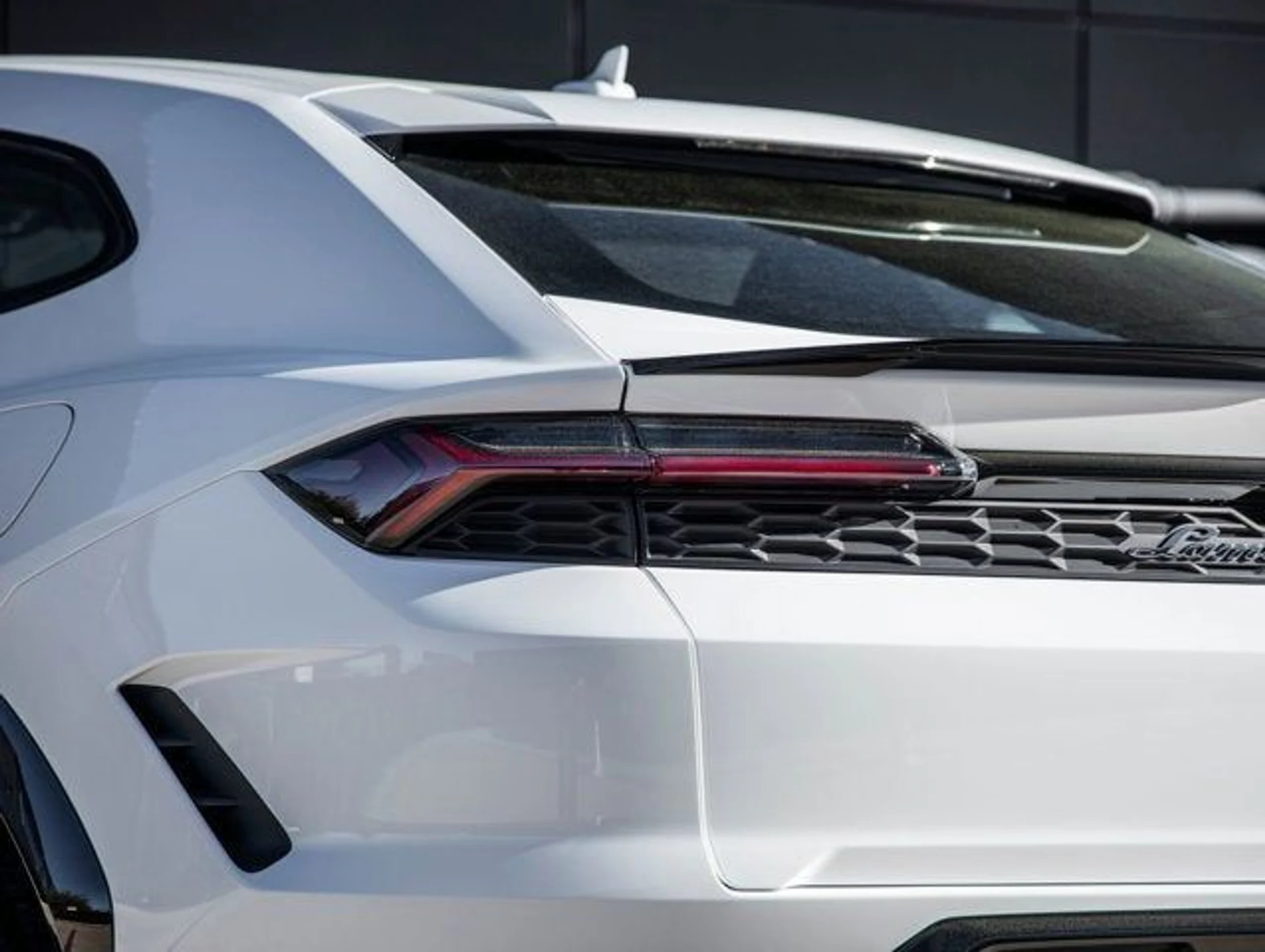 mph011_449825716_12_8973e0b400