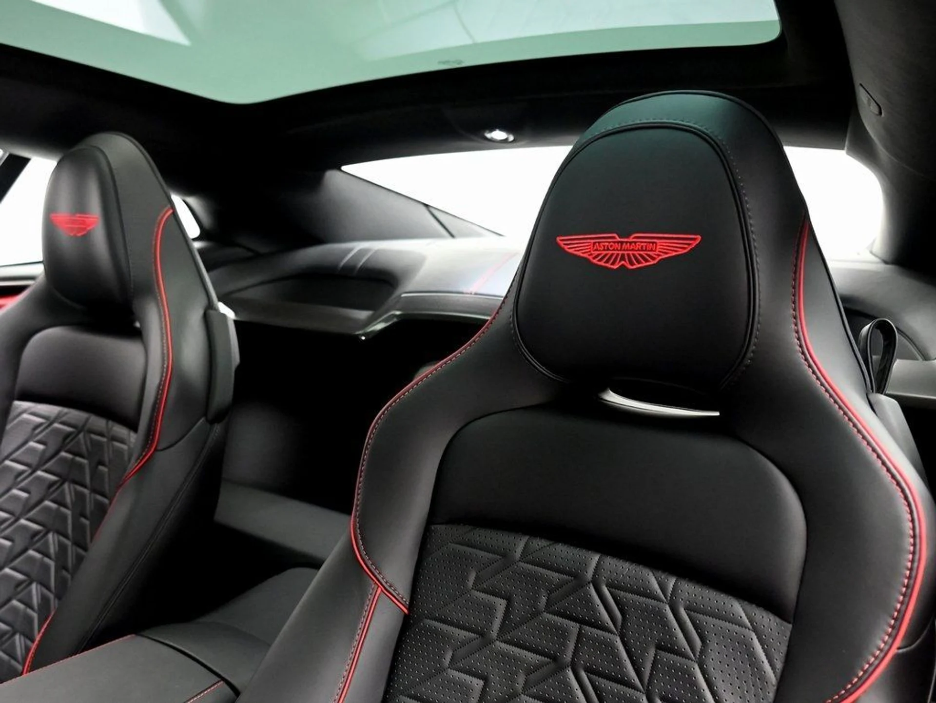 mph011_463505958_0847b14dd1caa3e921ea30cfe6833396_d535c289d4