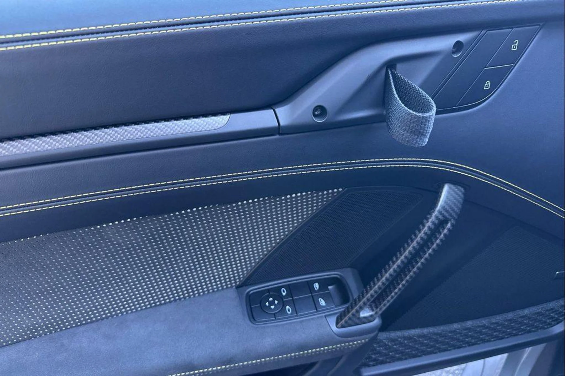 mph011_464614684_5xa_p_O_Qk_Yd_AJ_Rgh_Usu_E_Yyyh_Drf_Q_2565e62981