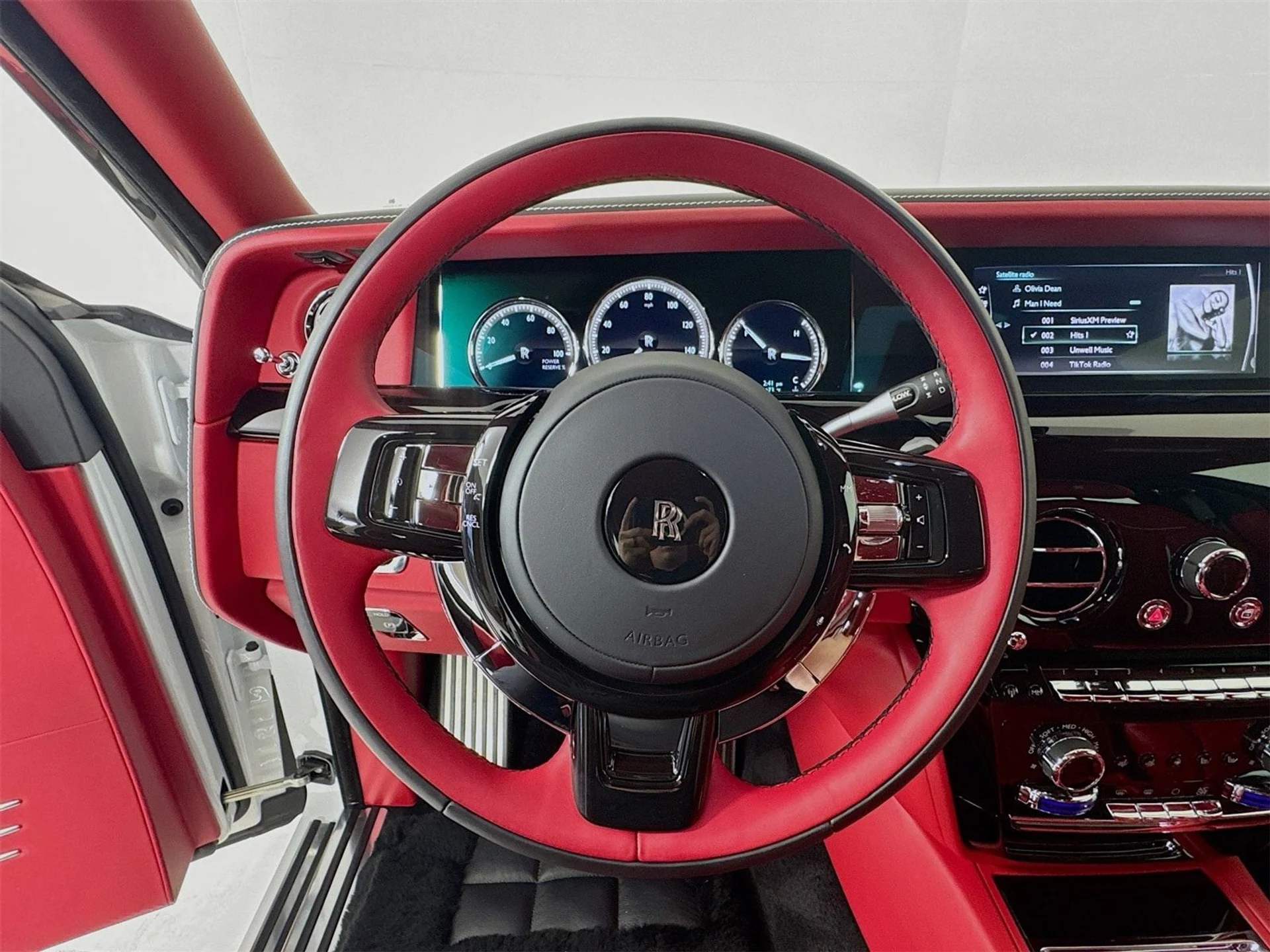 mph011_467437071_075c263f78a80db3ef12548f8e99873ex_7bedf1092a