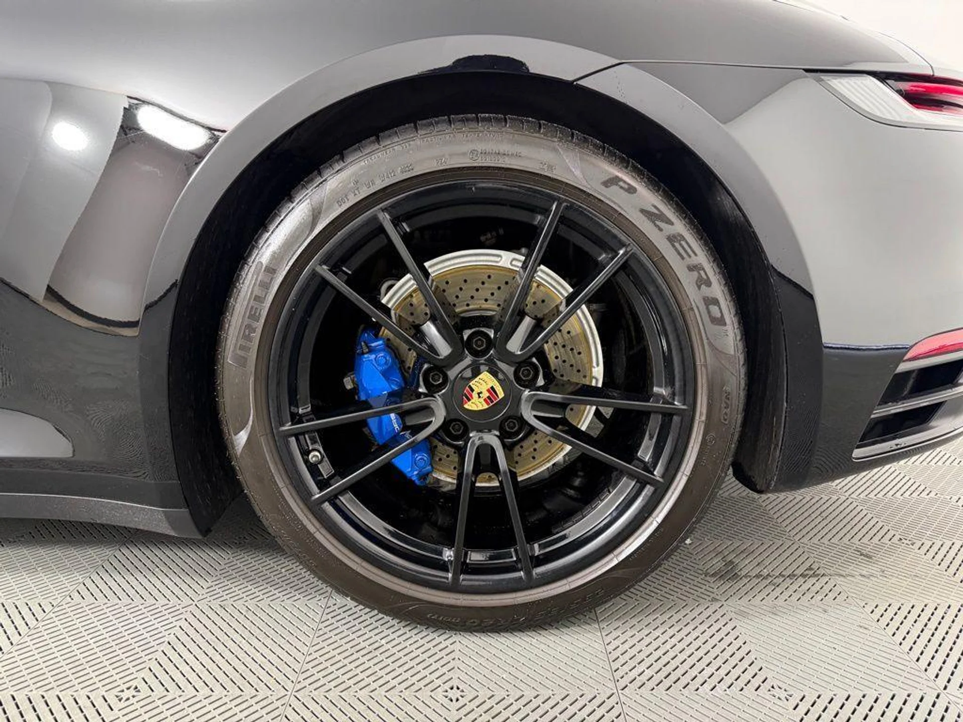 mph011_476277869_M_Oae_YUM_81w9_Zydq_KAR_2_F4gylsd8_557c01ea81