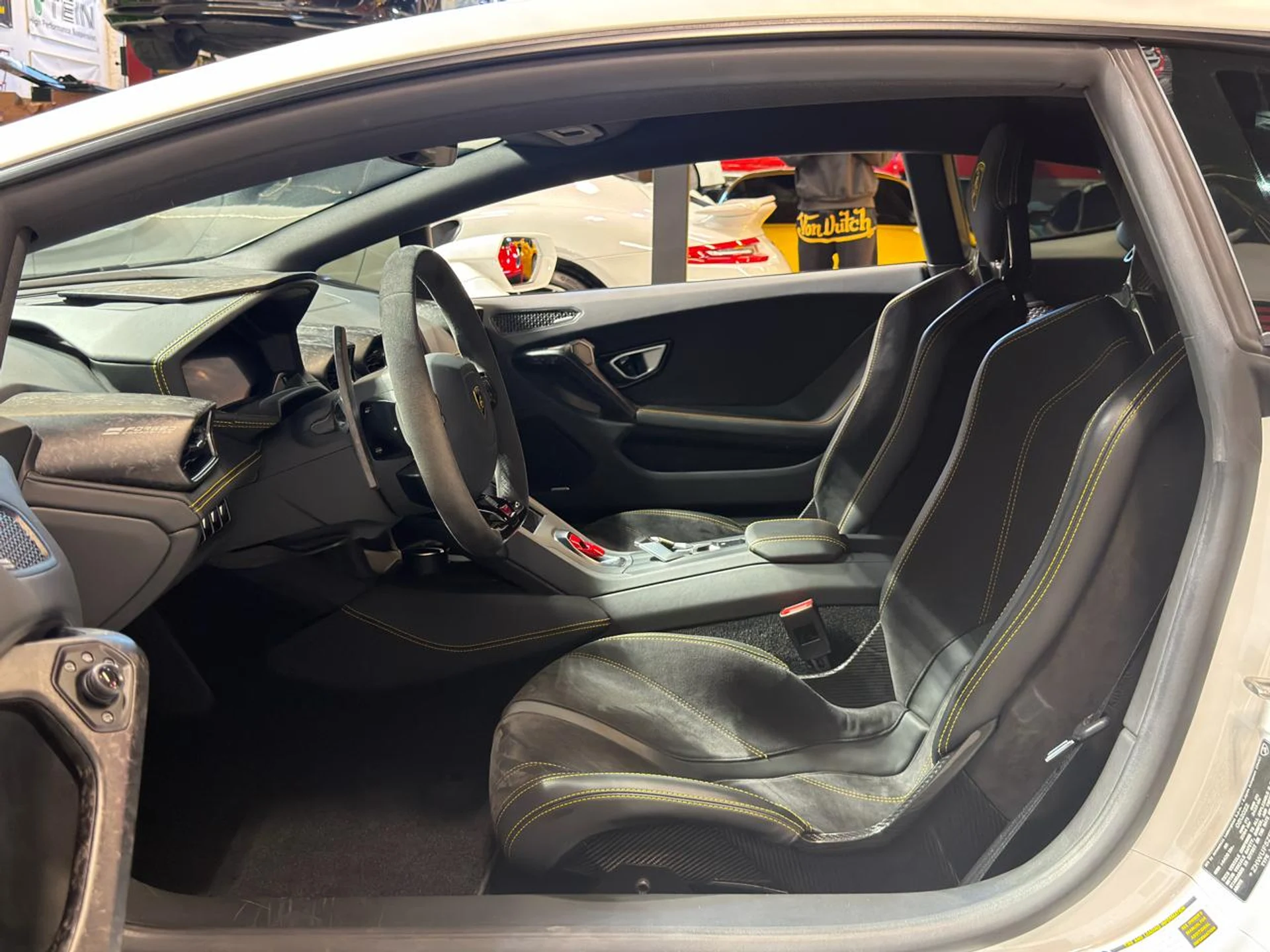 mph011_476715709_639086609713780103_60415aa1a3