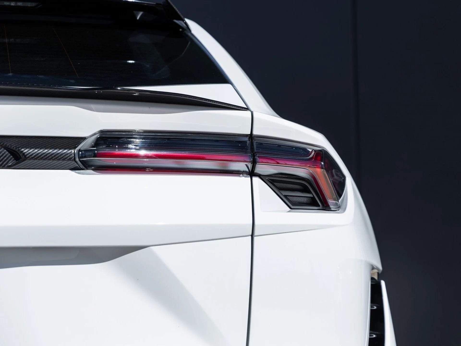 mph011_47794817_12_e9358a8edf