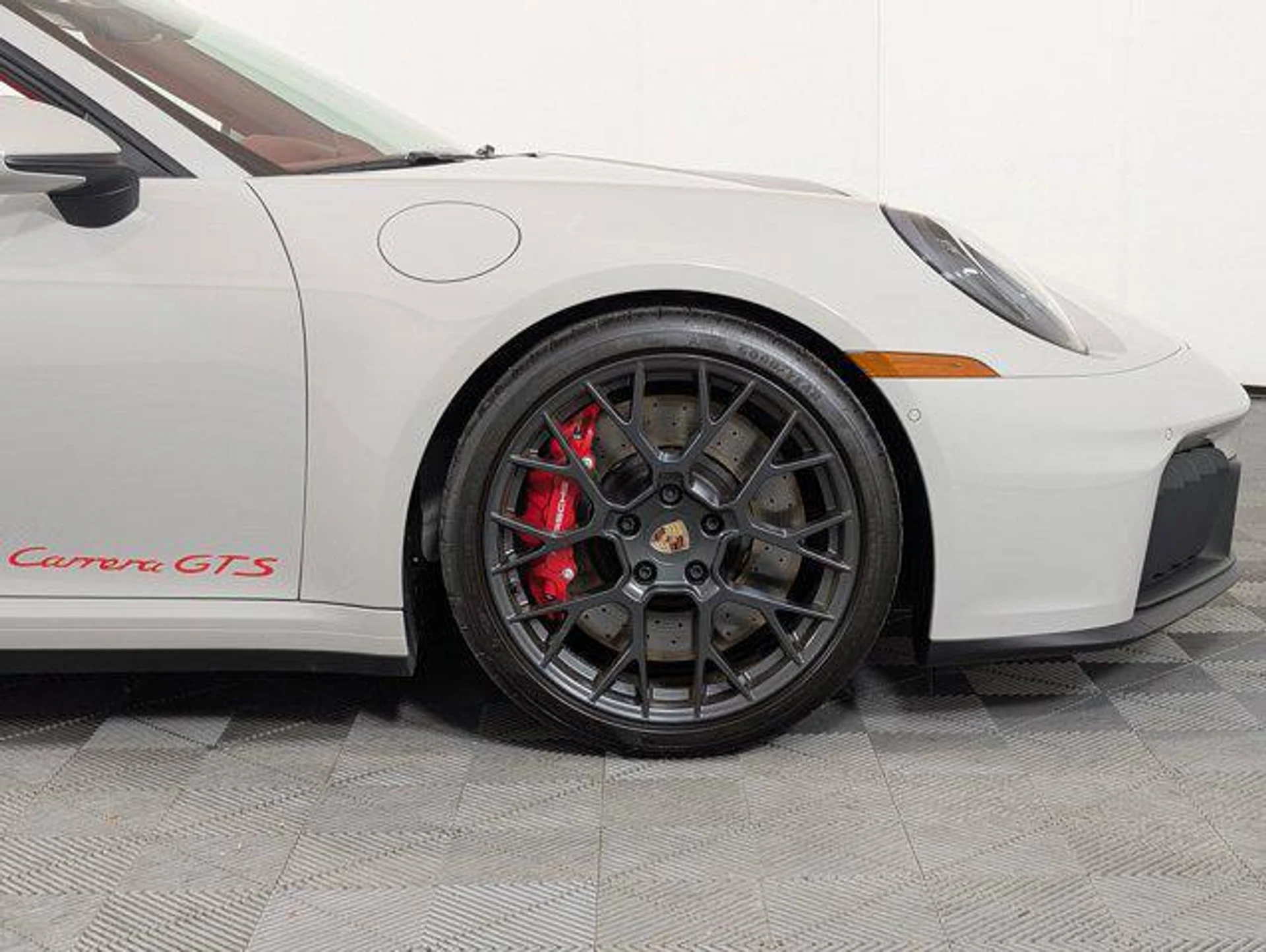 mph011_479050200_BEONXX_14_Jq_T1_W_Nk_Urh_G_Kzbl_P3e_A_ee19f30dfd