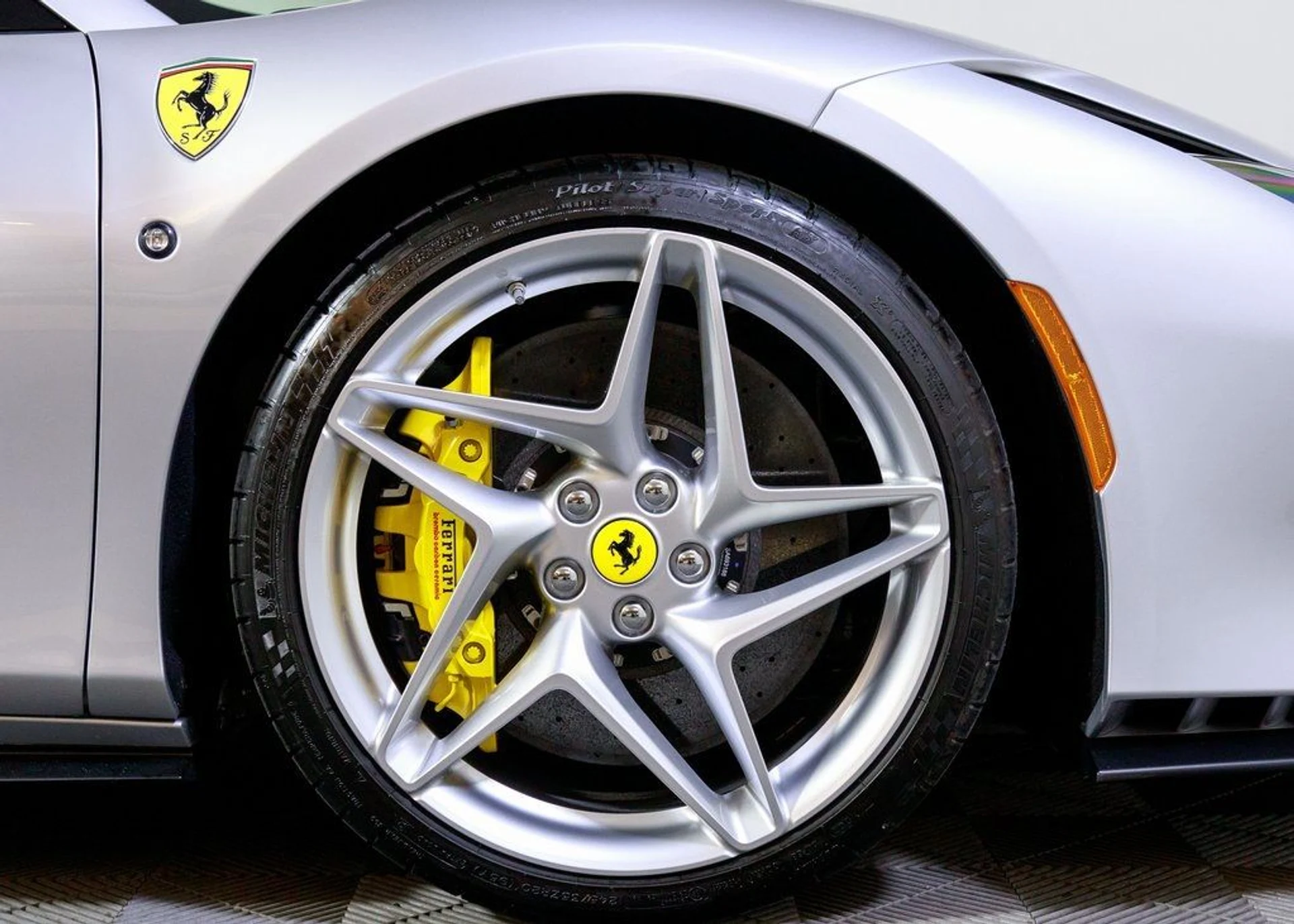 mph011_482721966_1ce49865f9c1c08b07fcce02cb0cf83a_e33aef38cb