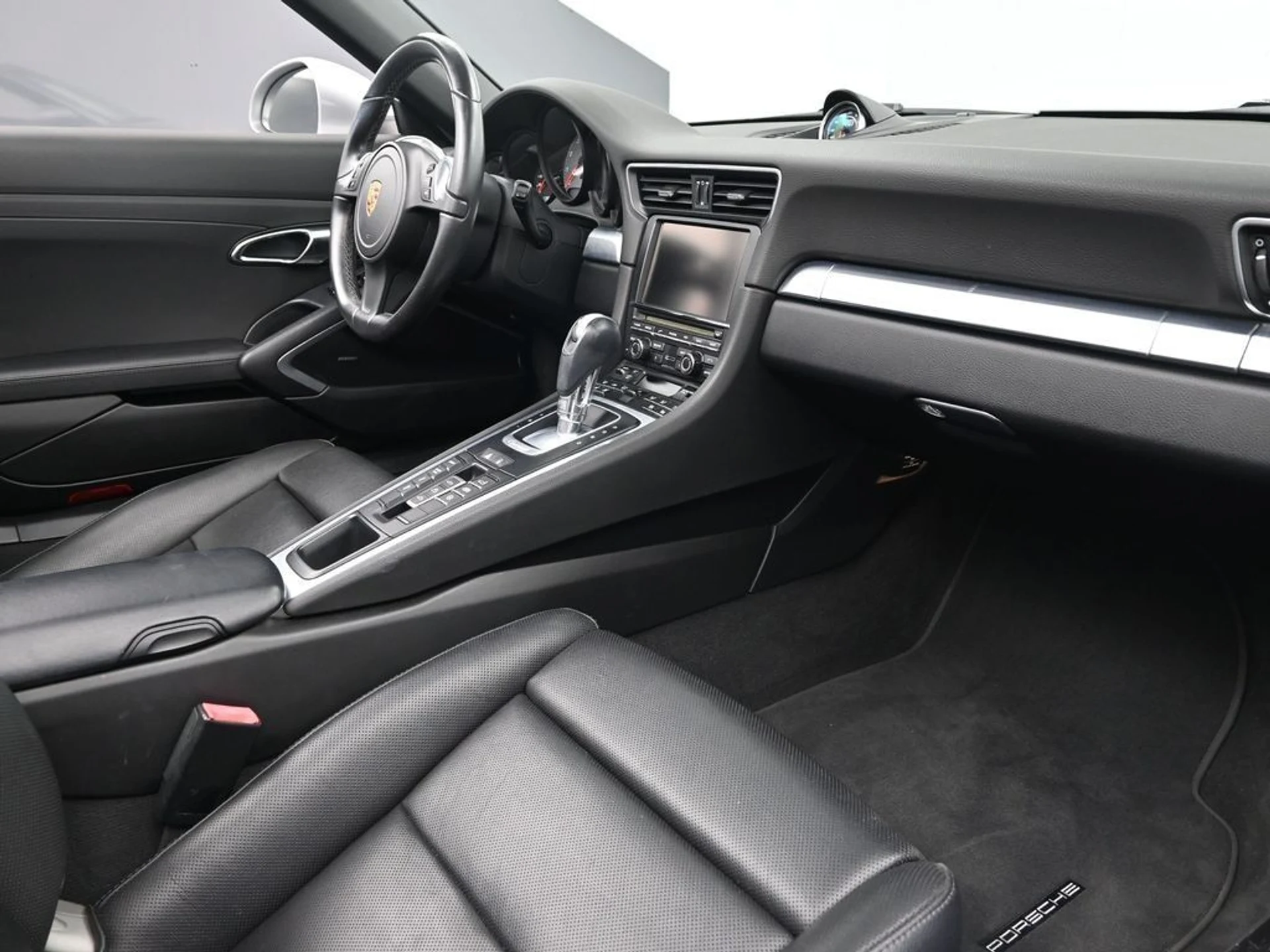 mph011_484389928_5d41fd2d91d5de55354e268277776e01x_156d94c49c