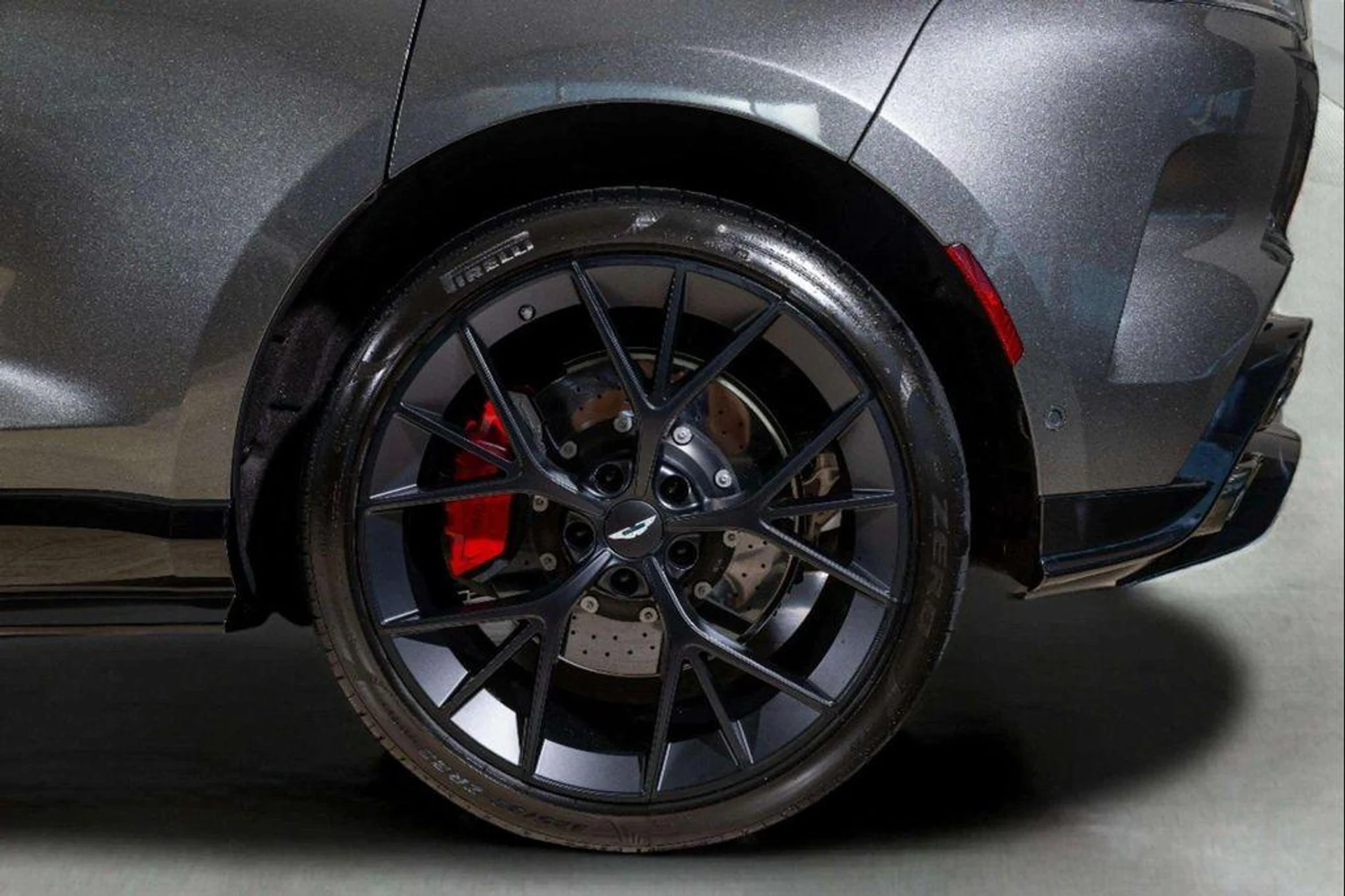 mph011_485818809_q_u_E_Tc_XN_Iak_Jz_PX_Avp_CNB_70_B_Kc_a813cbbb99