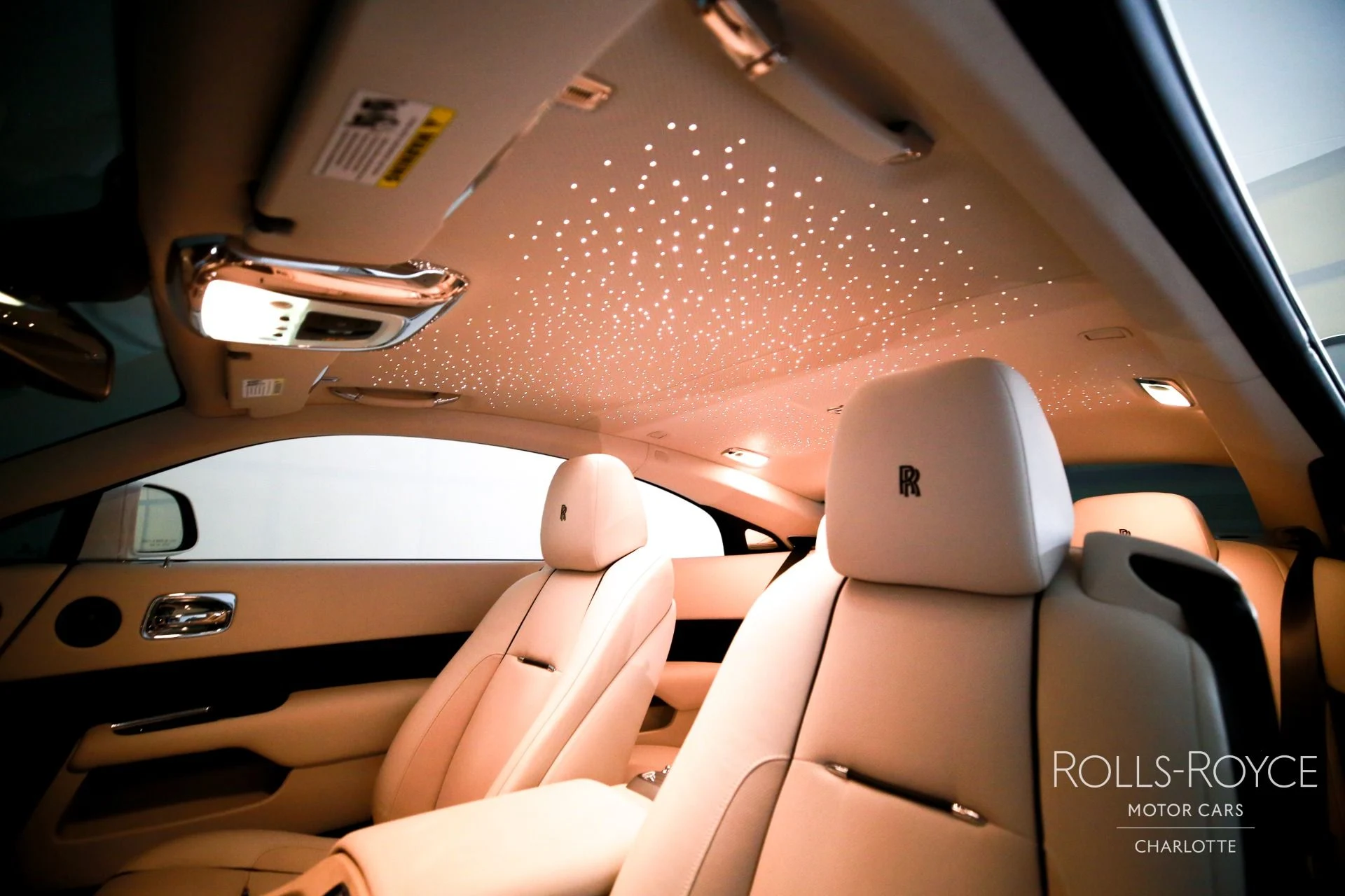 mph011_488501649_Used_2014_Rolls_Royce_Wraith_1778858283_0f7d3cce3c