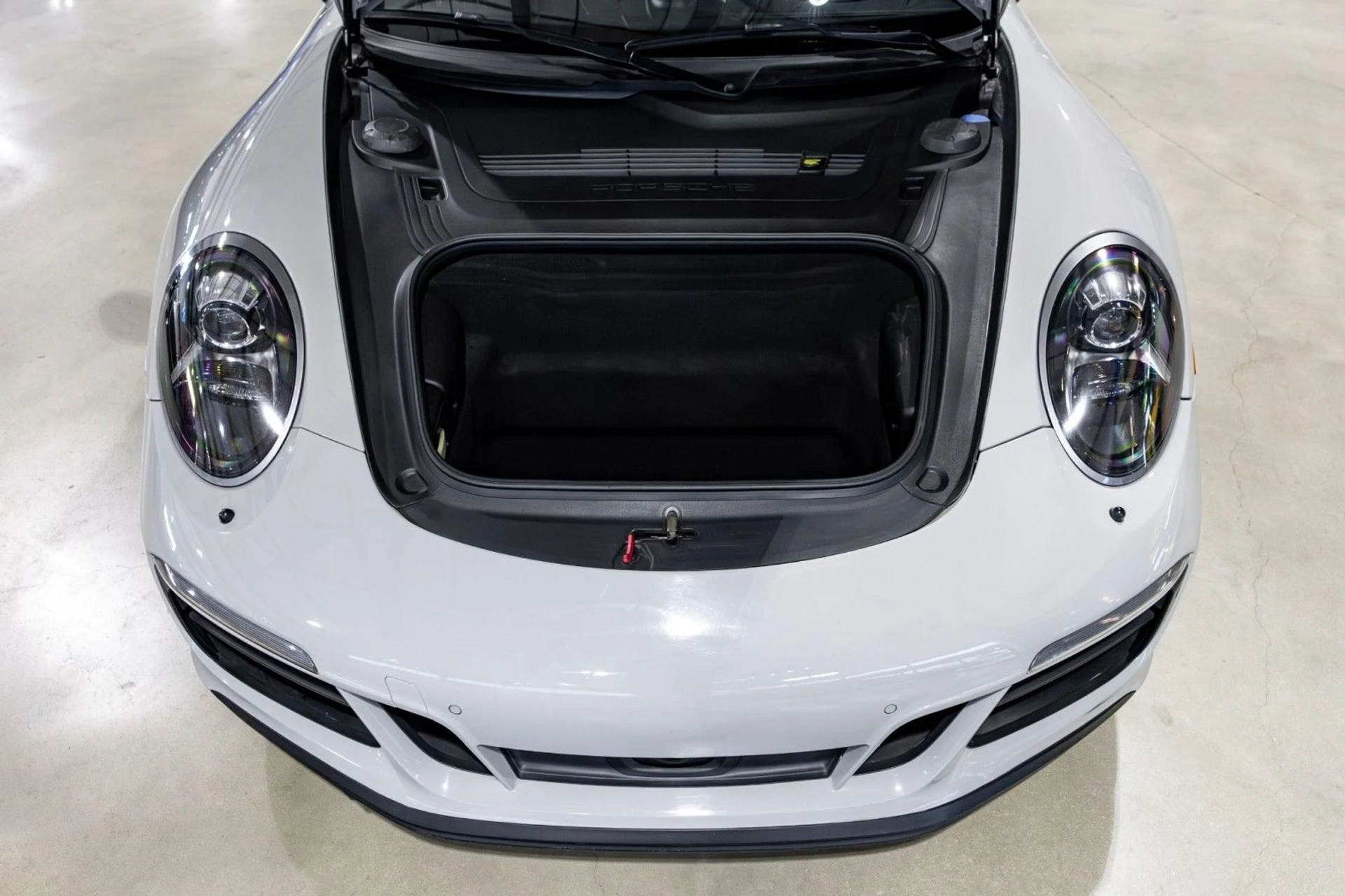 mph011_489660495_Fg_ff6abe755d