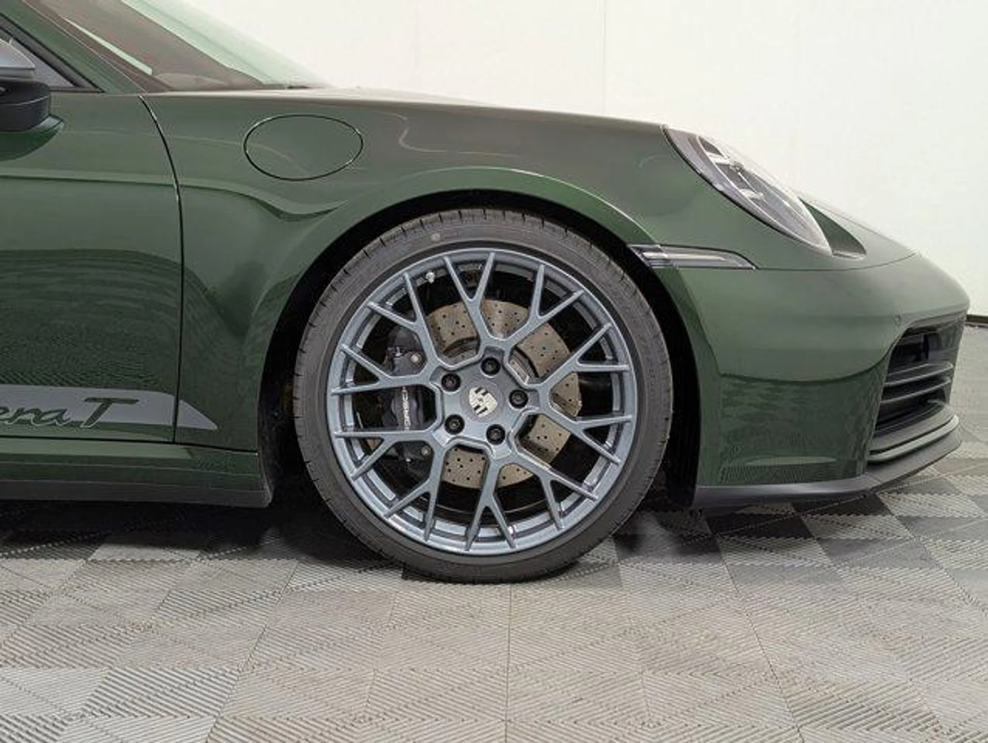 mph011_496357383_w_E_Oy_Dvp9_Gv_MVLH_Bk_MD_Gz_Hfa_F2_TM_30b93e8b60