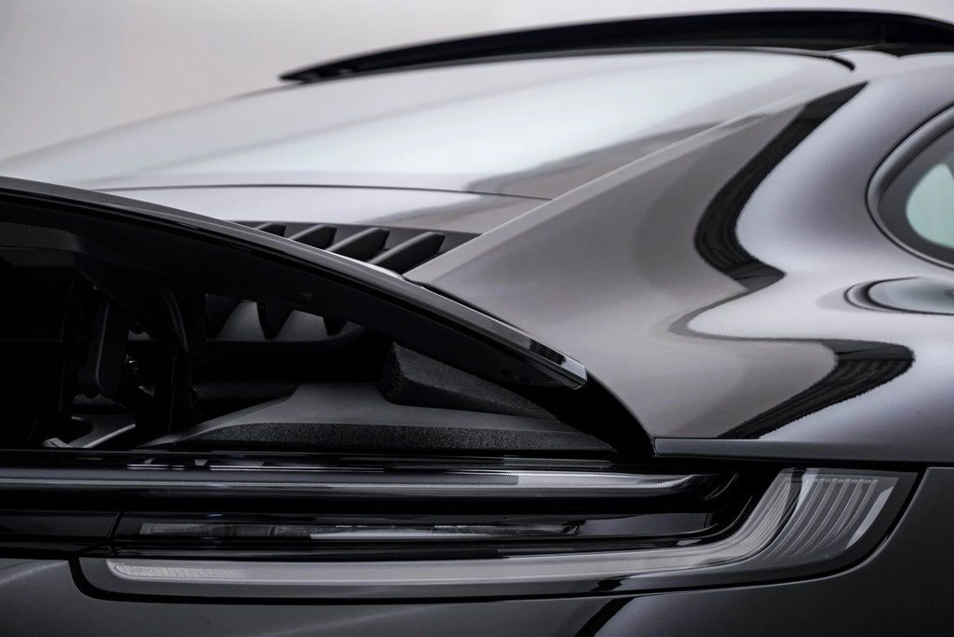 mph011_515621259_81565235369ae61c314cb63b9f18664dx_9883e2b62a