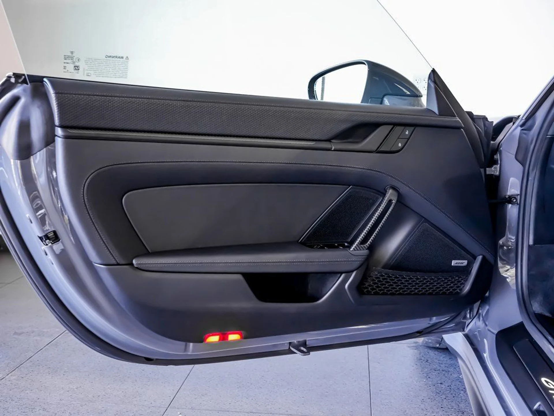 mph011_51598604_eed5013d65d3b9939e3111c32970495a_fd389e5166