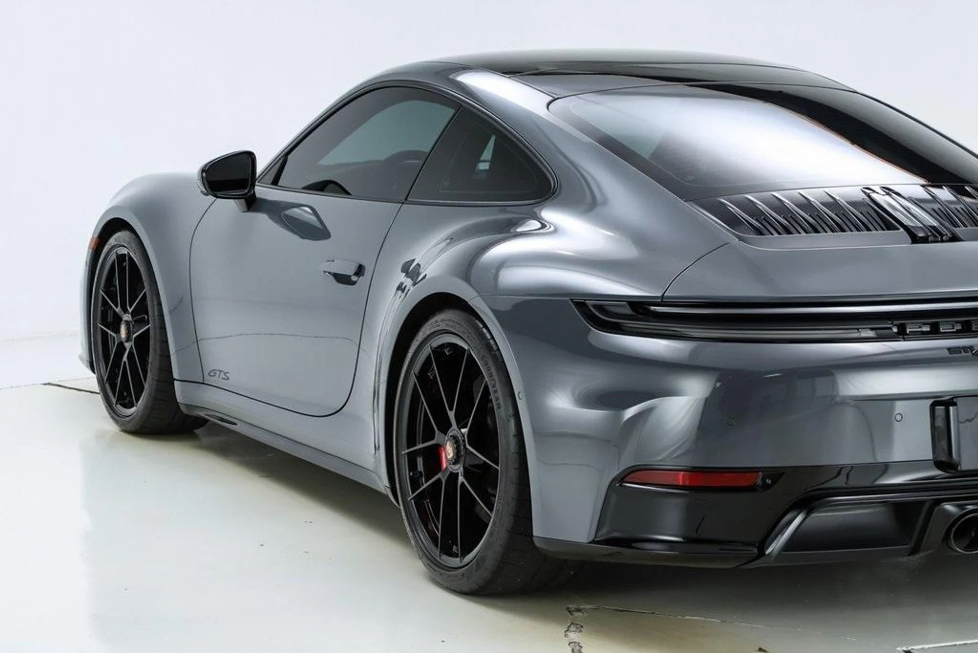 mph011_516946223_KP_3_Hz_PWF_6hur_A2xu_Nhwcqgle8d4_36e21612e9