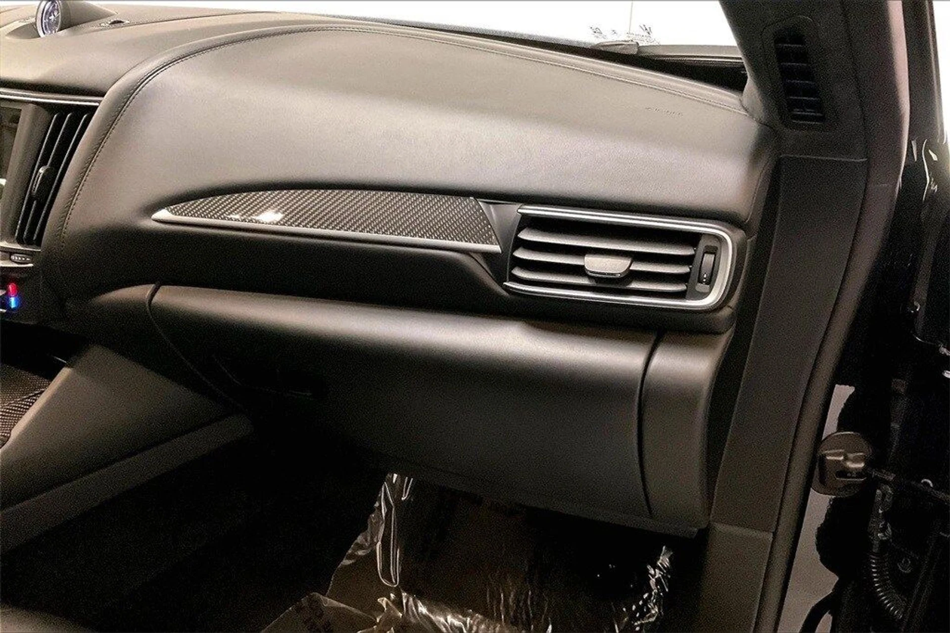 mph011_526542396_adaa9e4c370ca3b35f4b1e9ce60744eex_36db639596