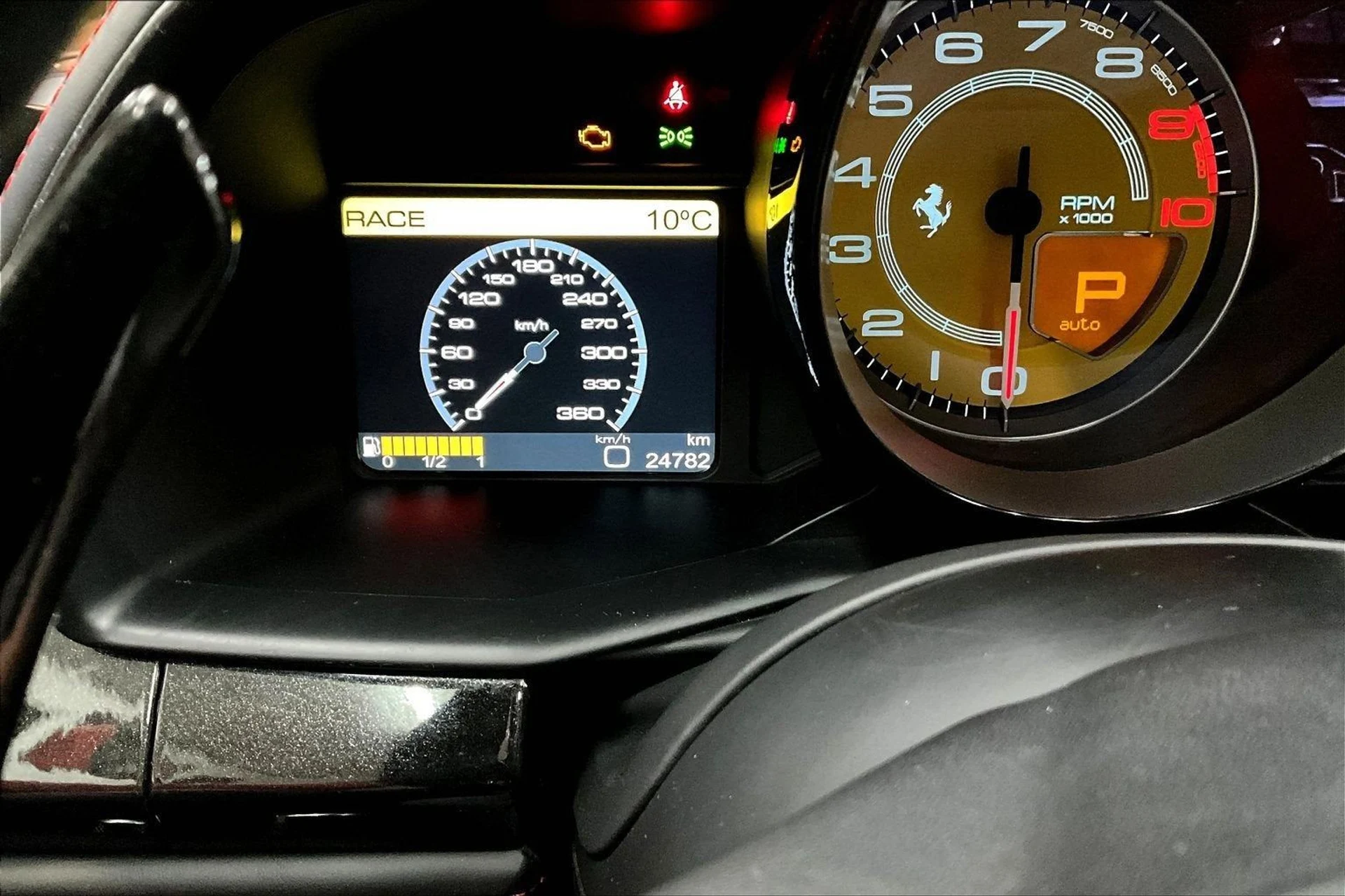 mph011_527068063_bd44a3ed29ca4a0c8283e4fb63fe6c48_463432662b