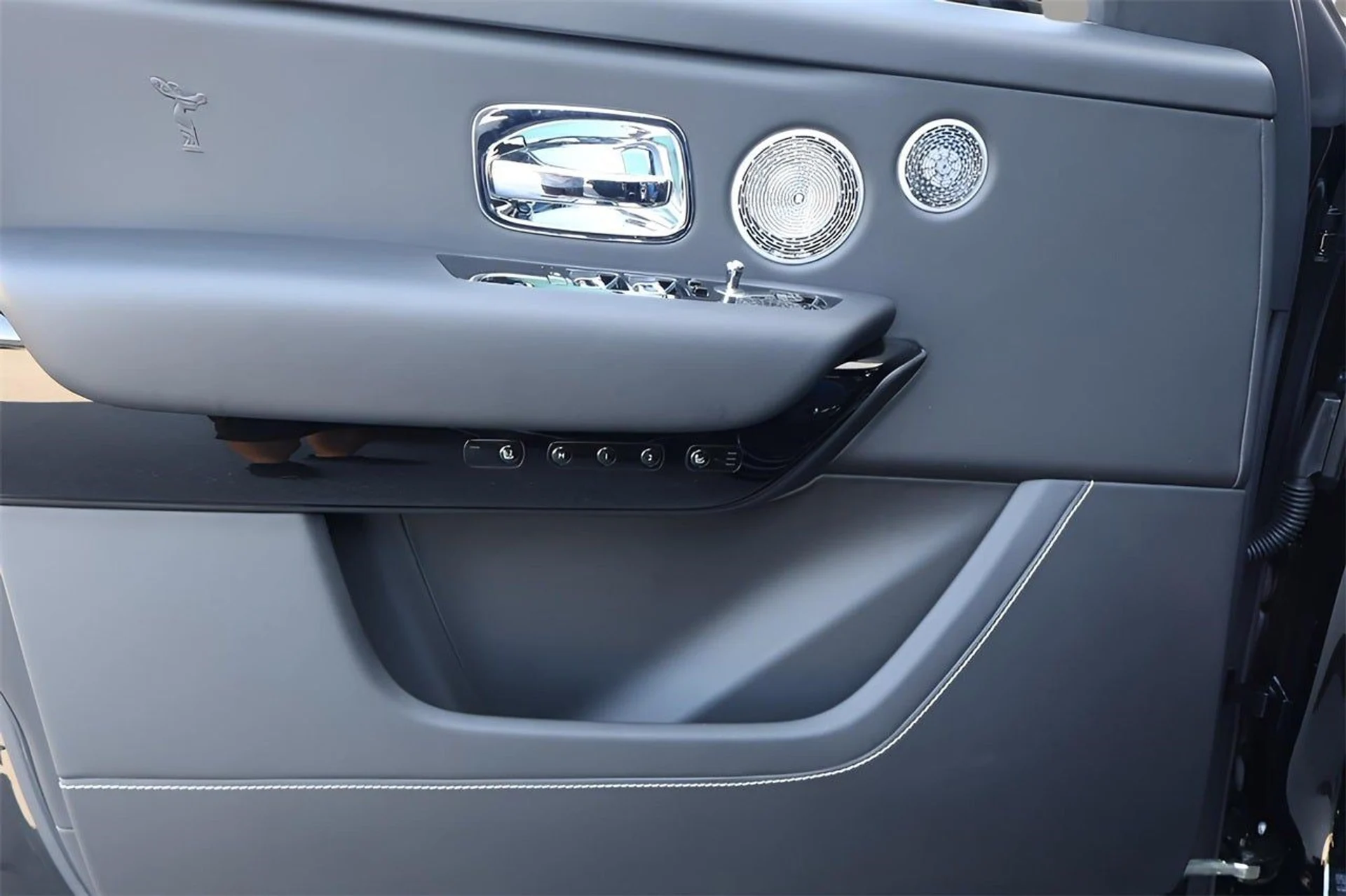 mph011_528499042_12_8e6d8e7e05