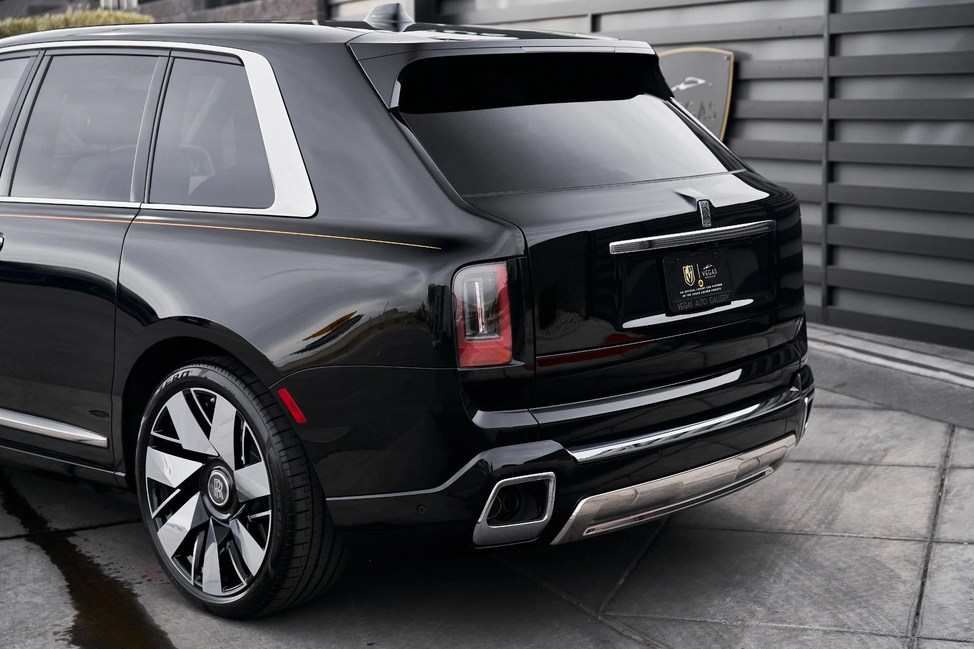 mph011_536711206_Used_2026_Rolls_Royce_Cullinan_Base_1769721383_09d7e1e6ca