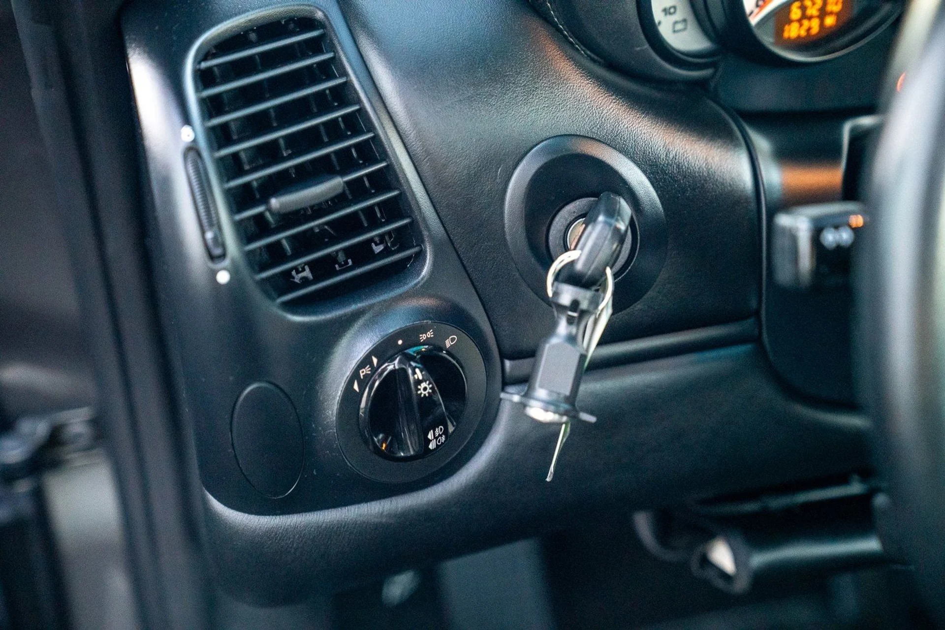 mph011_542636441_f169bcb114d0f8ef7b8568aa264c9515x_60cb124c61