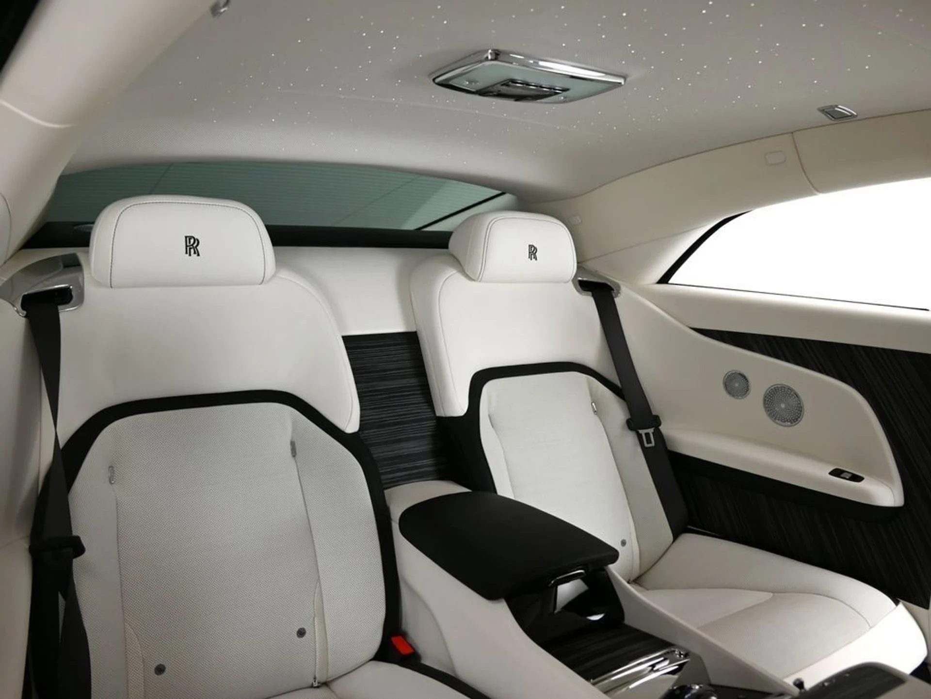 mph011_54301342_1d16a546cfd7dc931c6555d89e25b58c_7fec9a25be