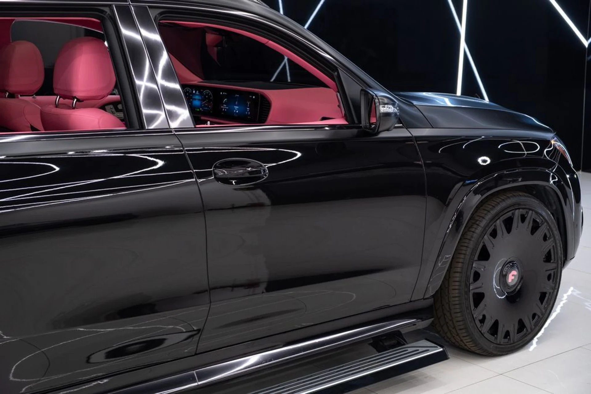 mph011_543250411_76aab1c1b4304529130bc75ffa8f5f1a_1533679d4a