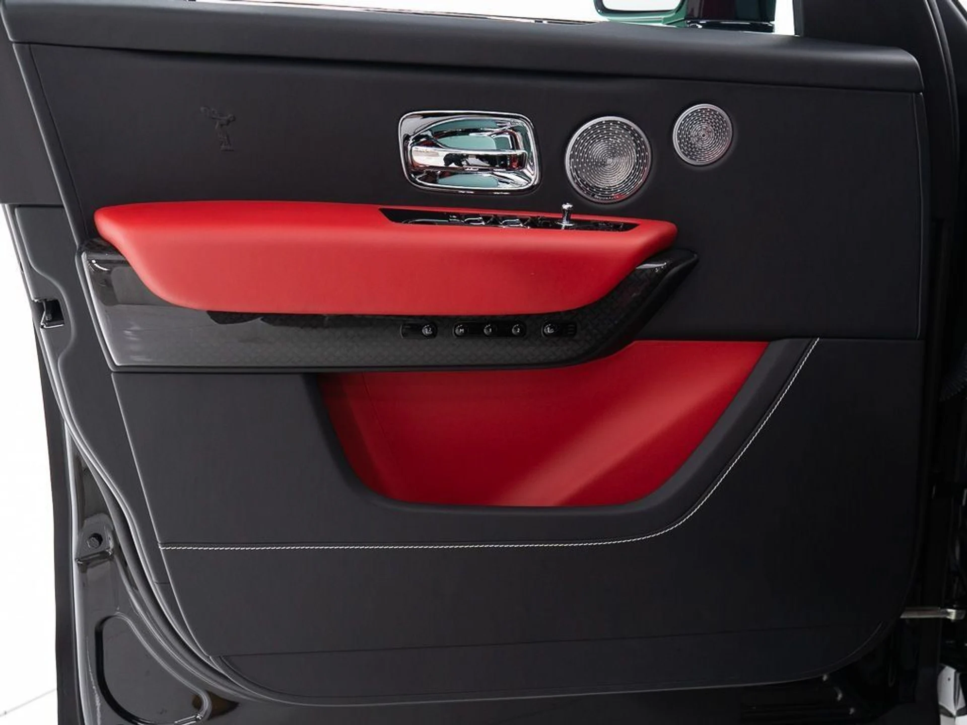 mph011_543625596_81ddbc59712927add85dc7294f08abe9_d81a898bd9