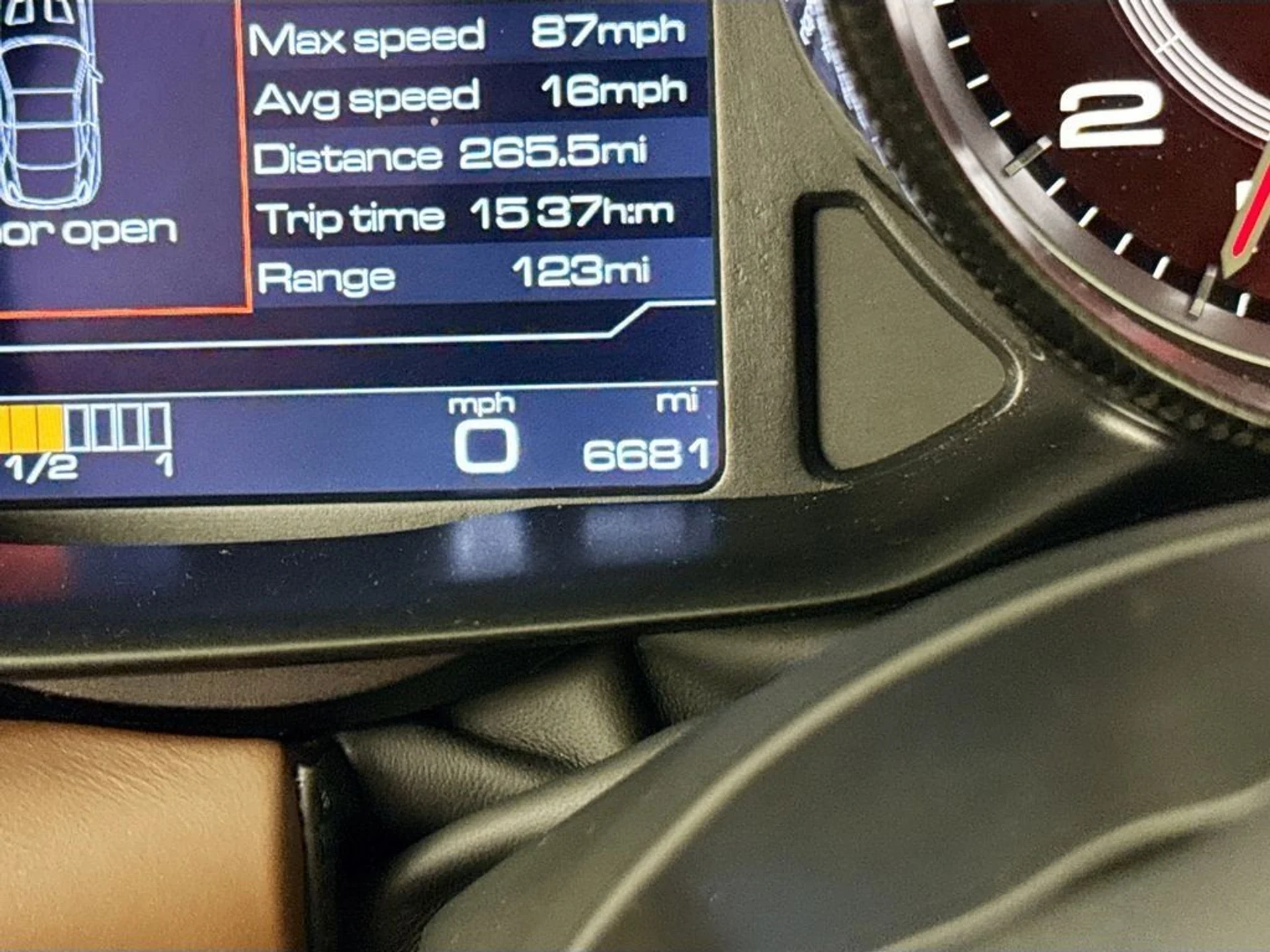 mph011_544480288_6564fd1a0e7dff058e9168f14842a254_04fa7c4781