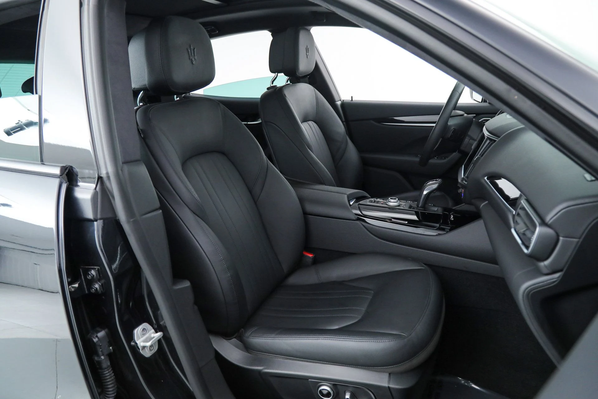 mph011_569999801_6c02cbc0b7317270973bf8e3047b7d92_a27e1b3c83