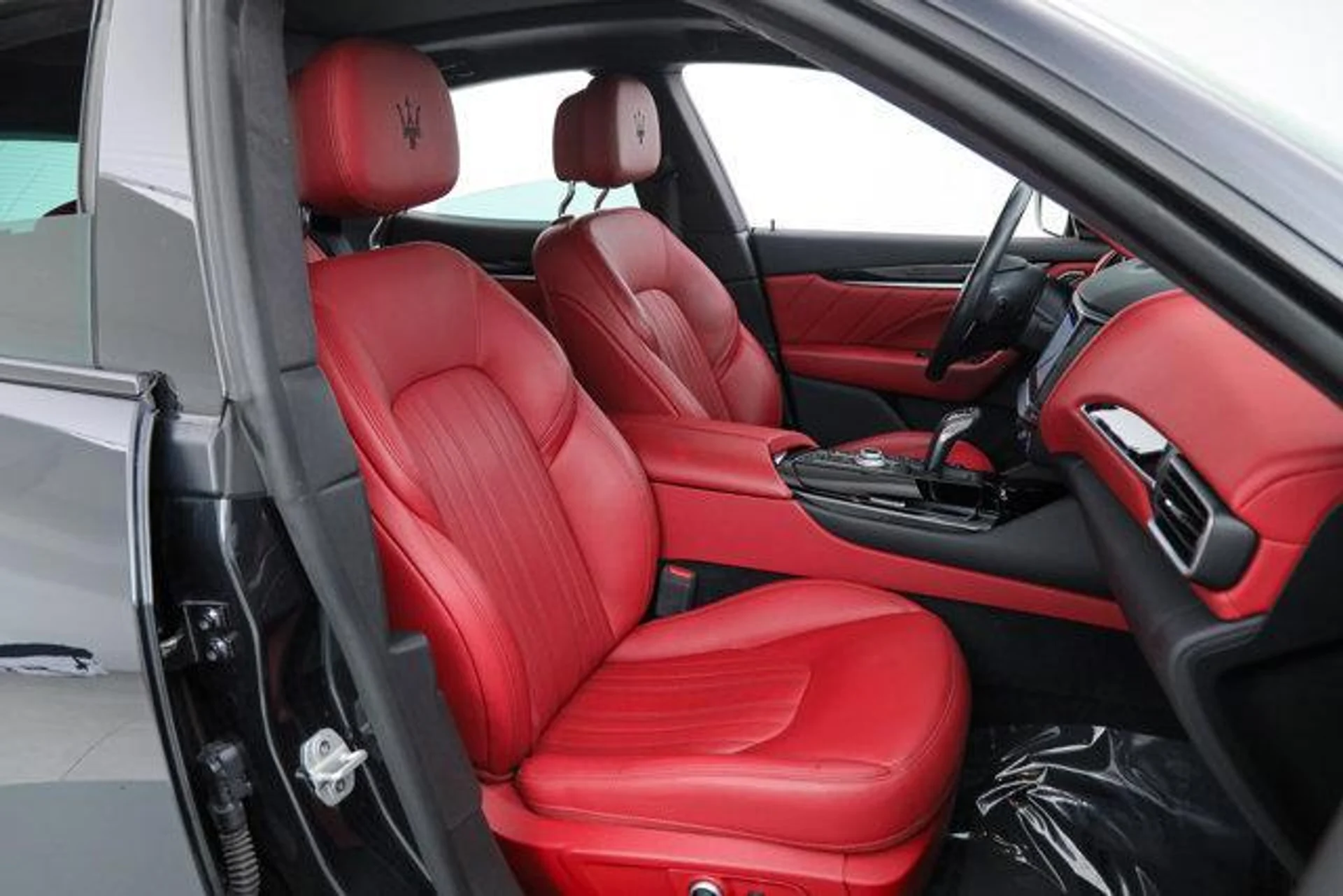 mph011_570118071_K_Yp_WDB_20_Xx_Kz_N_Cyh_YW_Qjtt0_O0g0_ff96257739