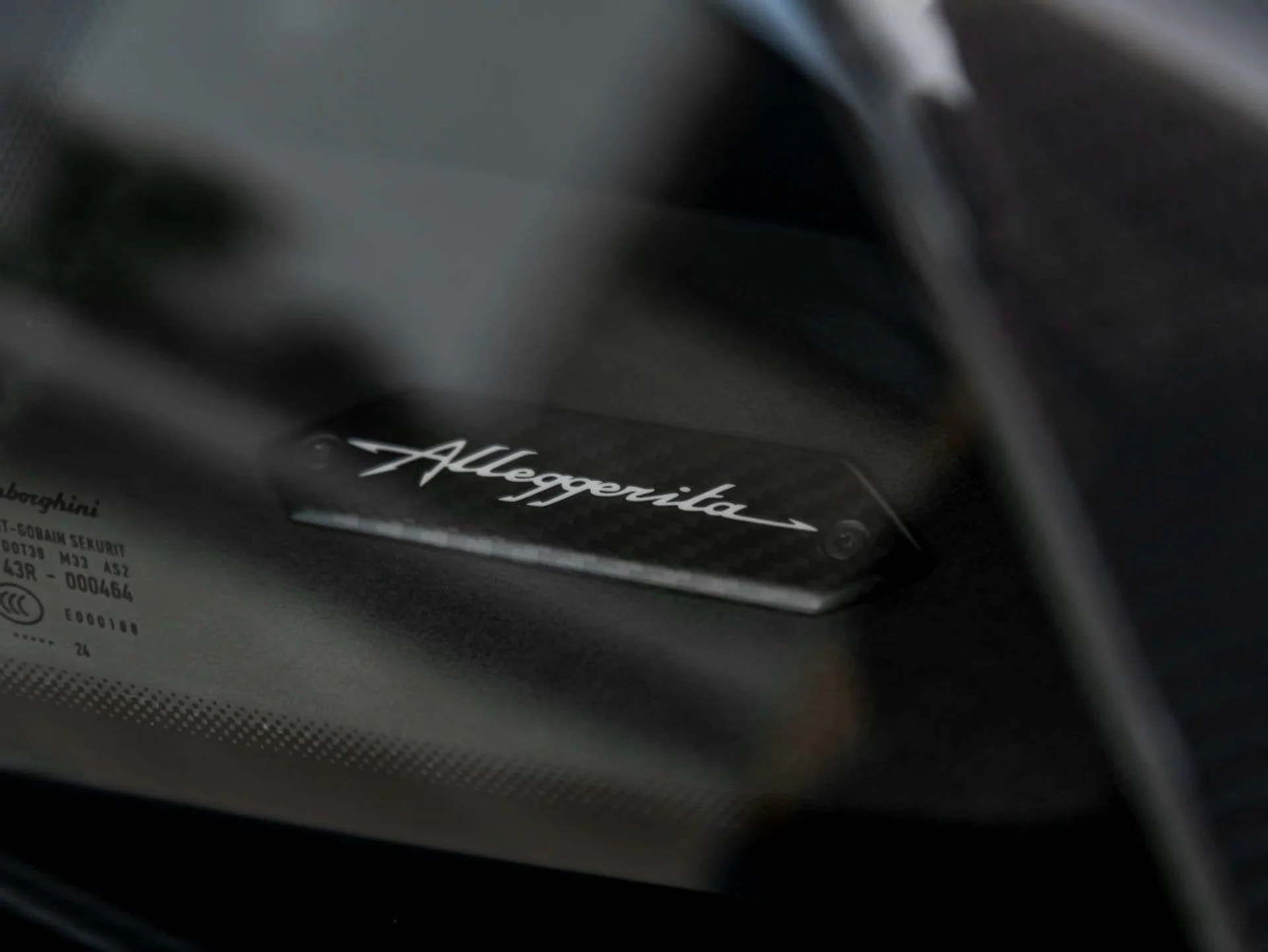 mph011_57126899_12_18522223ad