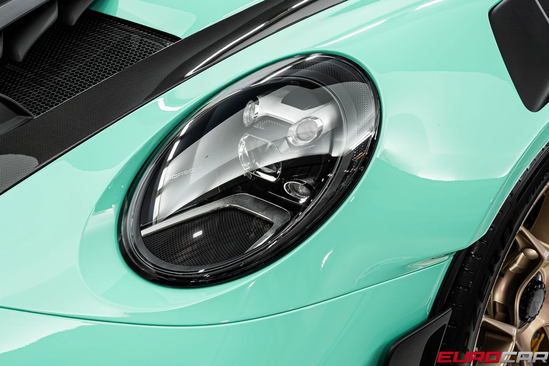 mph011_571725873_cd5ccf0f_6ec6_4da0_96e0_b7717266ac0e_01af4dce43