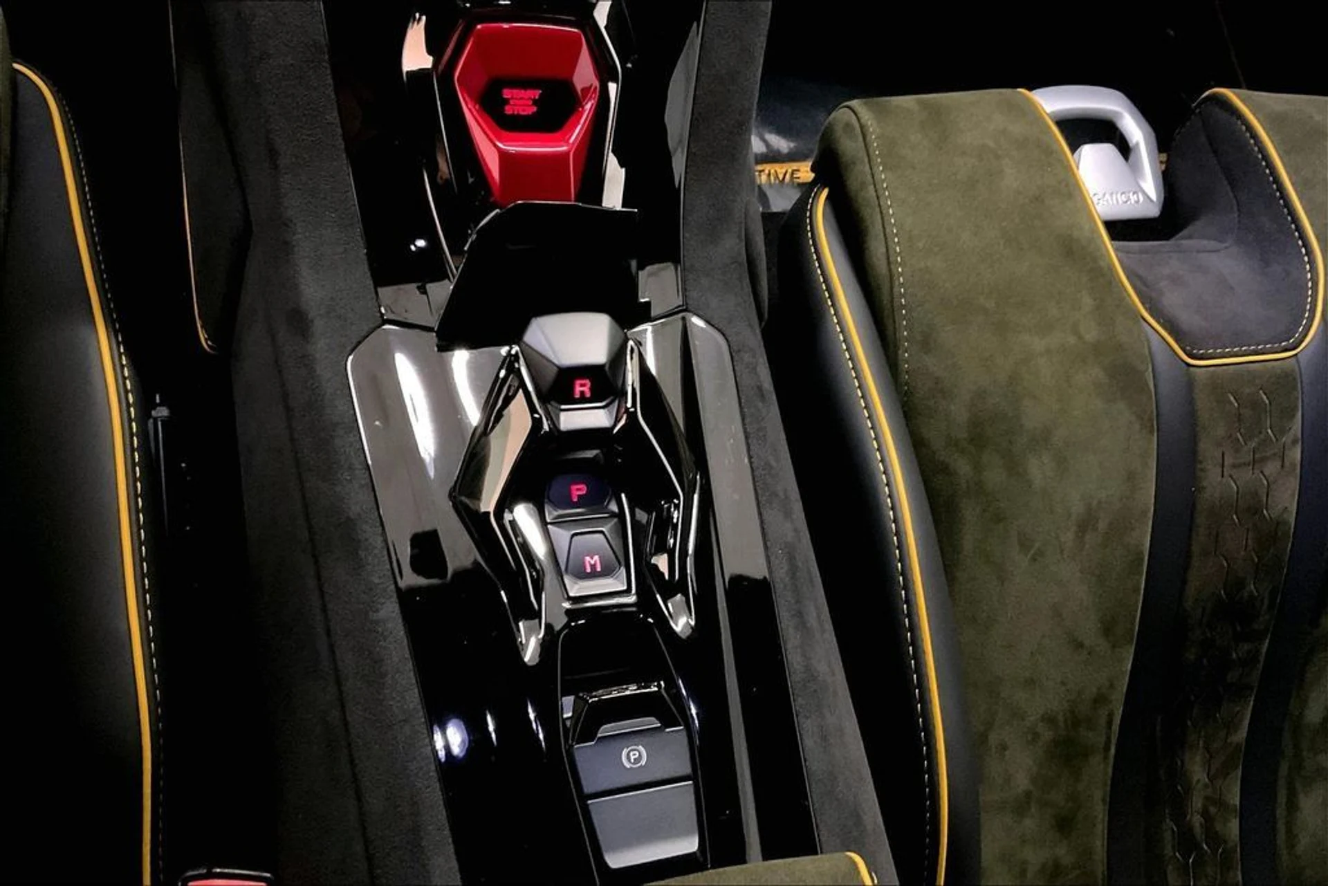 mph011_572387574_44df05b409d543649bc22d940cff930dx_e762d1a17c