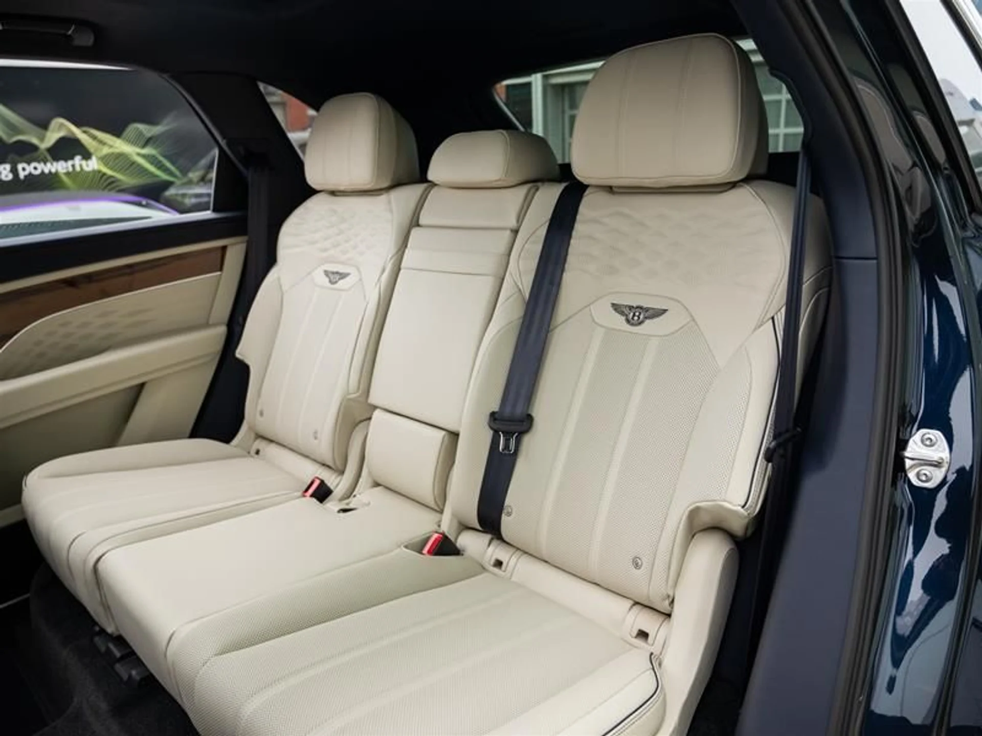 mph011_587581330_43mdk3a2_3f2950ad15