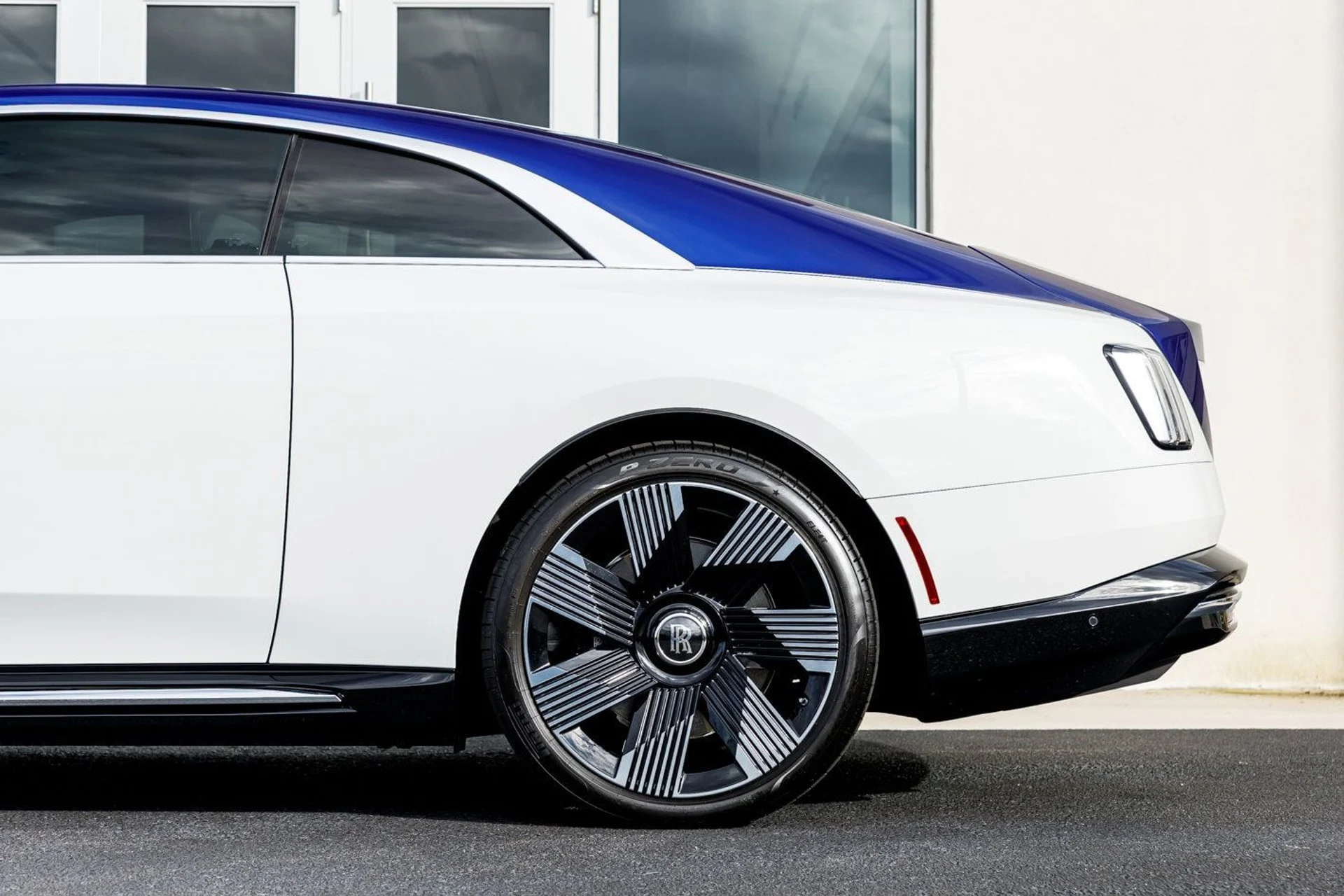 mph011_593121376_f70d09b241c79e1d6705f7711e6a05b9x_6e96de7cd9