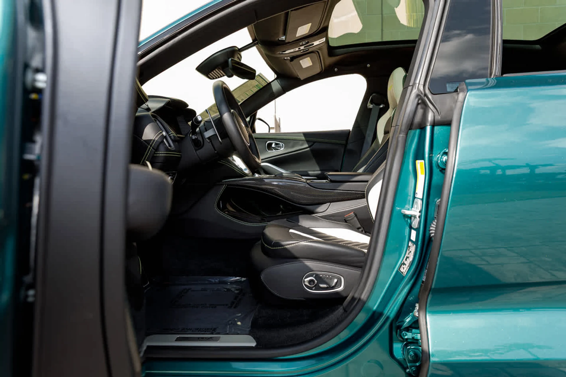 mph011_599029888_12_55bdd0fa95