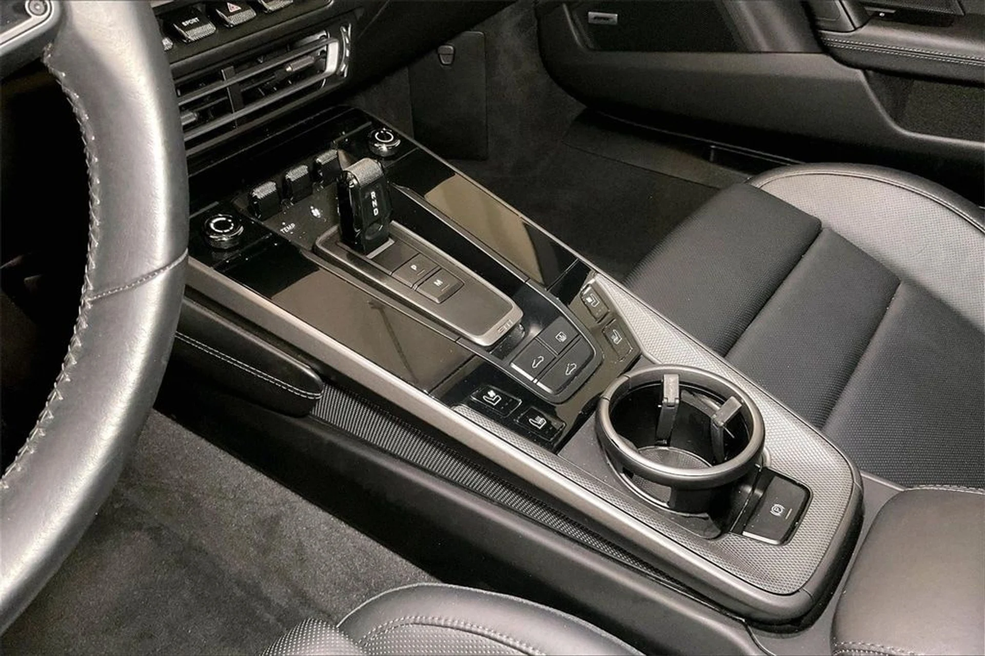 mph011_599364860_7307d032c4e05db9afb63afed8d68784x_64ef9bd5dd