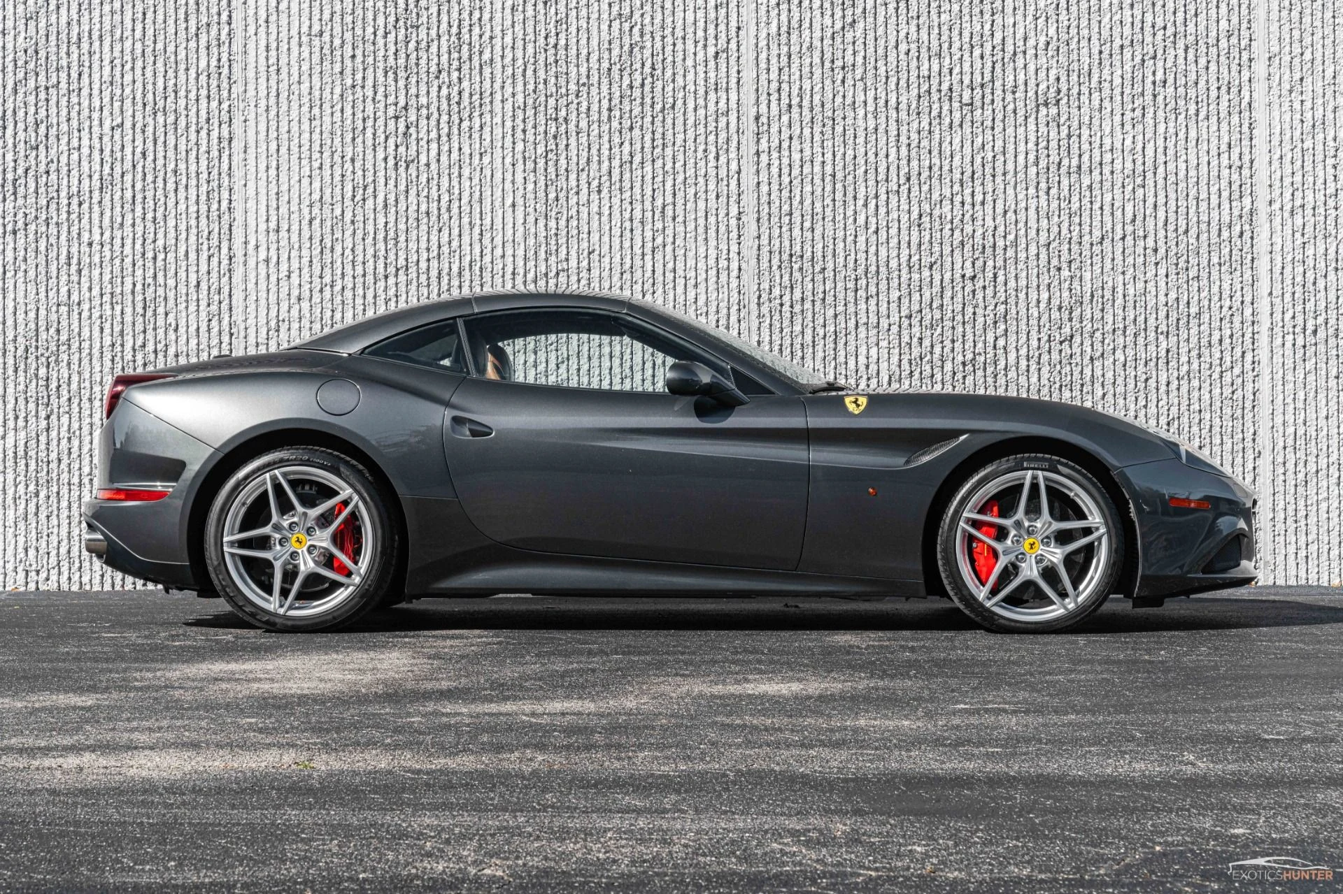 mph011_60708983_Used_2015_Ferrari_California_T_w_Carbon_Steering_Wheel_Magneride_Reverse_Cam_20in_Wheels_1746820122_62e71da6be