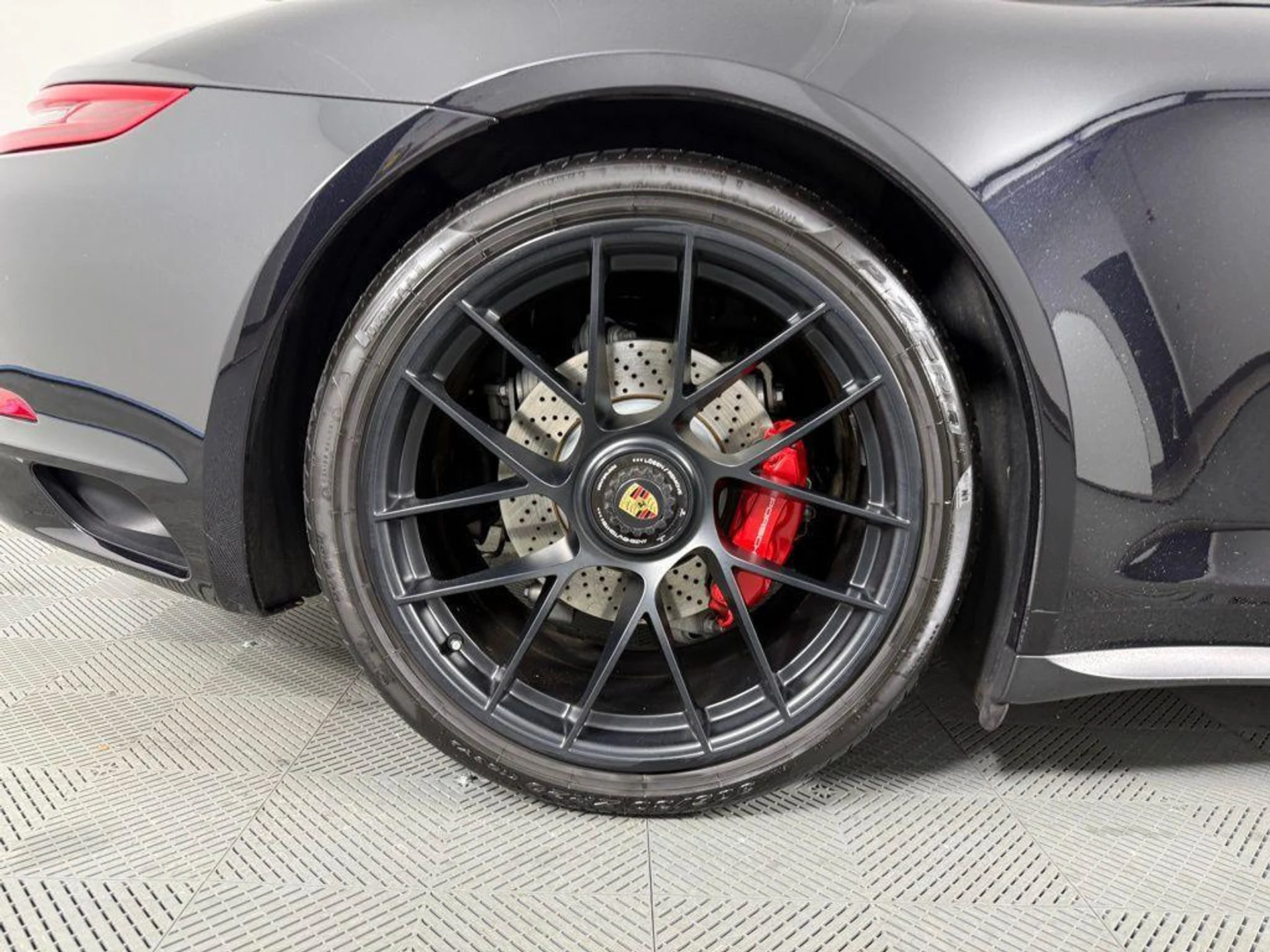 mph011_607497896_YQ_Uk2ol_As_Sq_Bv_Le_LM_9r_K5_Bqgk_s_973303c38b