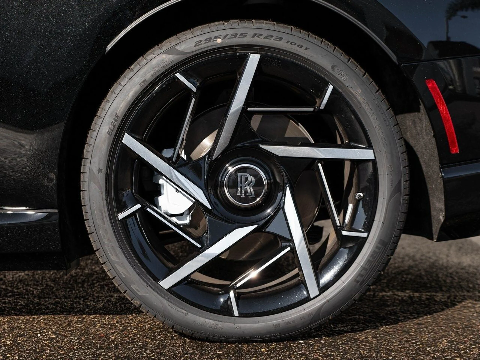 mph011_614355379_a6f4ba545cf250c16c3f933a9a657ef2x_a8a72c22f2