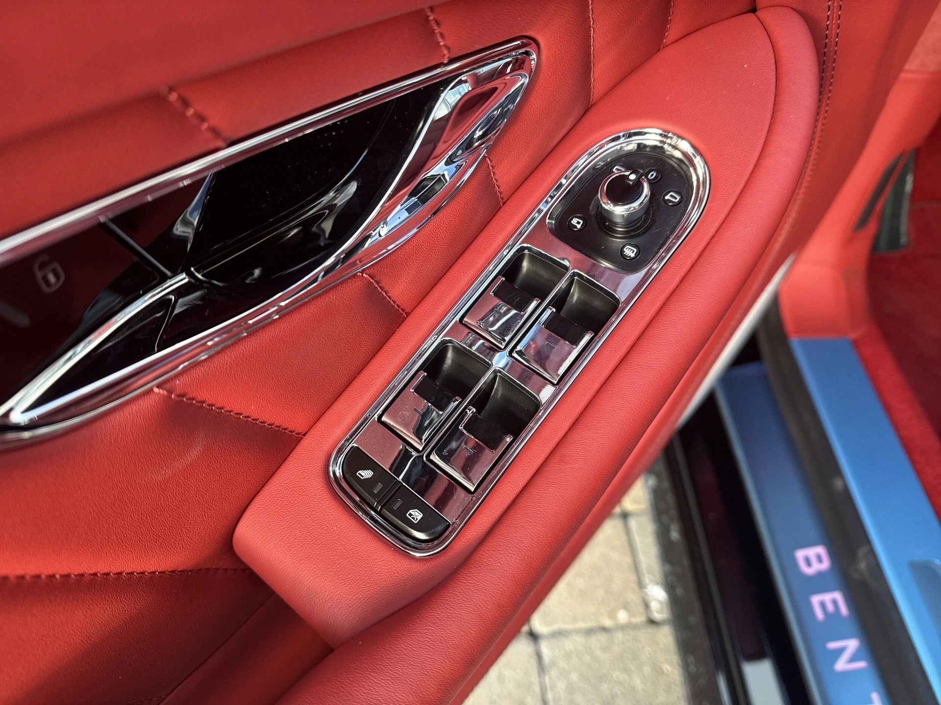 mph011_616888961_cb323220c189a12863b1d076cfc833f9x_fdfbdf533a