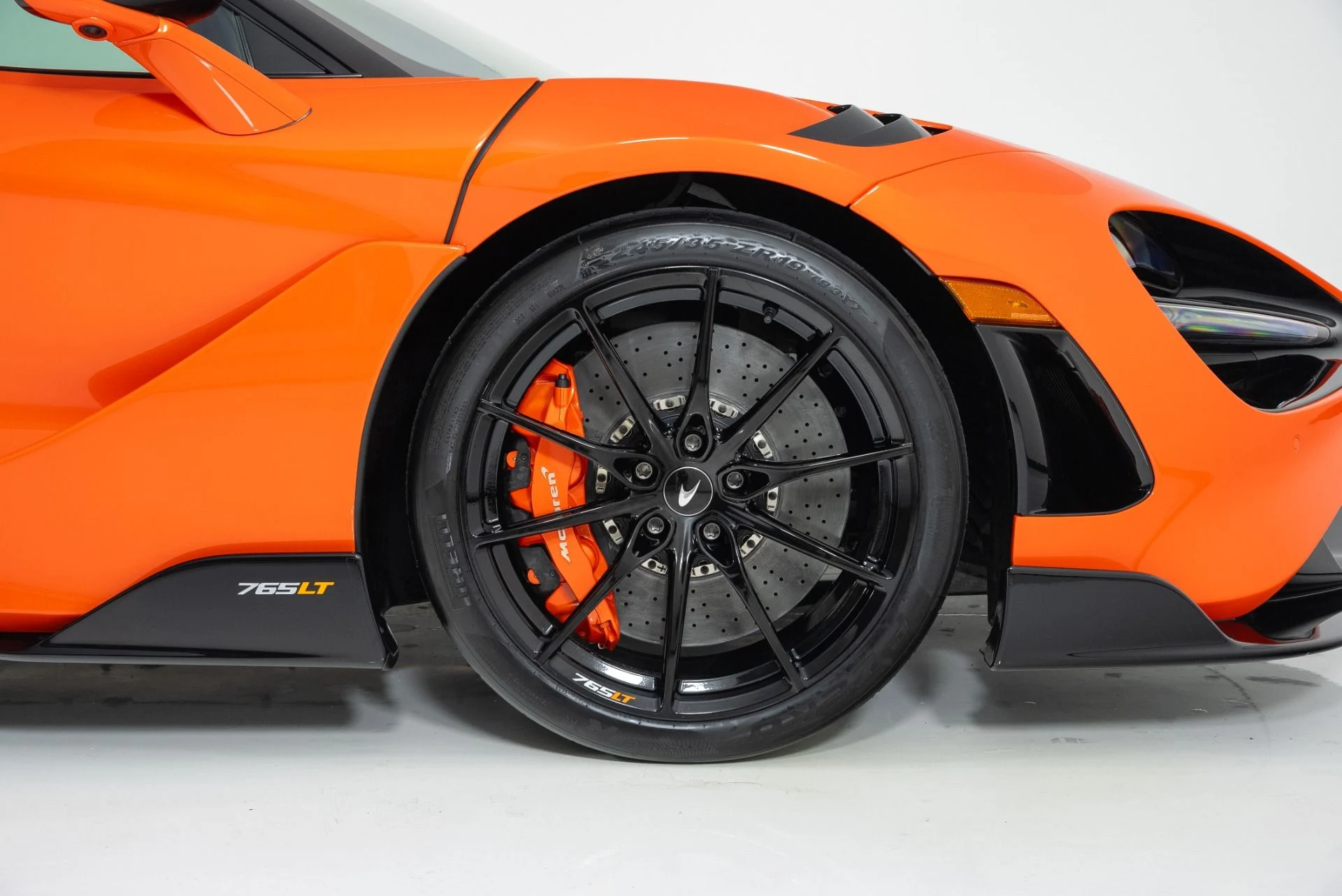 mph011_621844500_Used_2021_Mc_Laren_765_LT_1746474152_e98074c0f1
