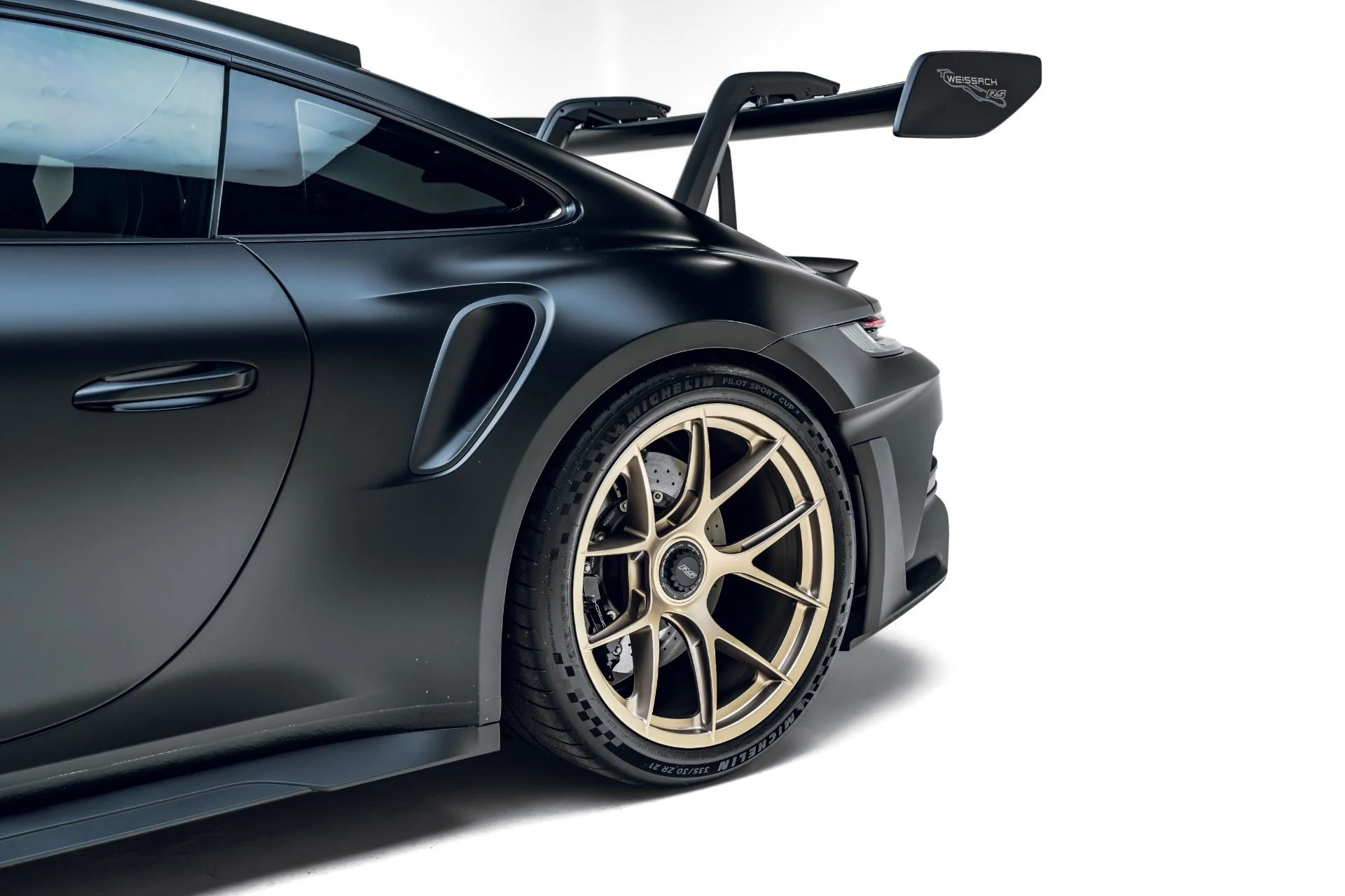 mph011_622344605_Used_2025_Porsche_911_GT_3_RS_1782865410_a663889e45