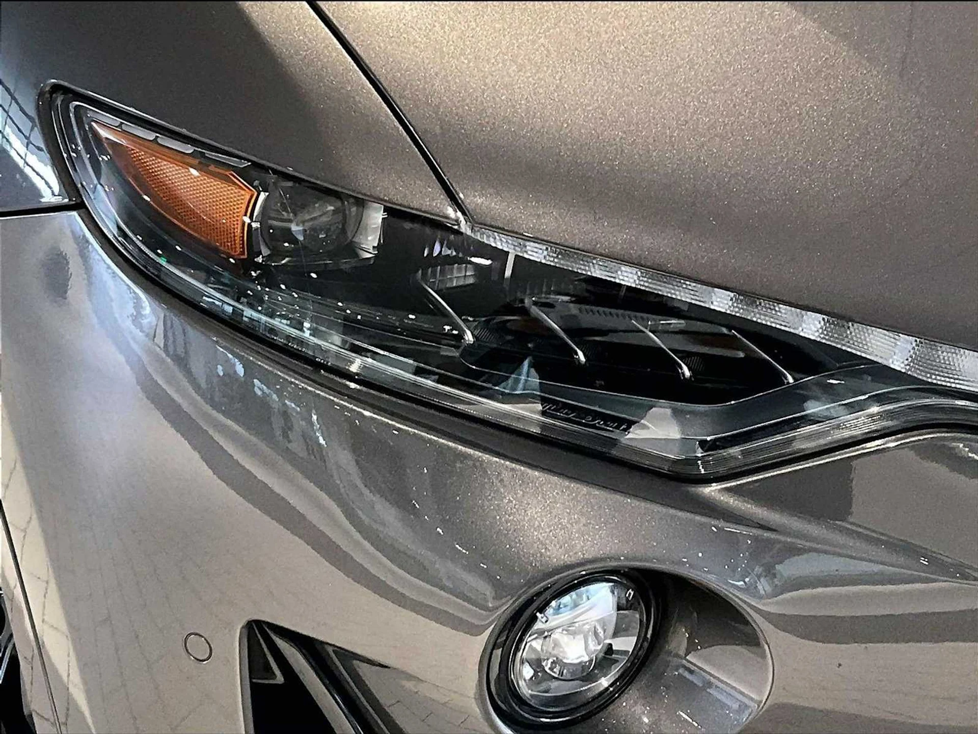 mph011_624370104_b22b8d5ee0dca309171cb11b0e31cb20x_a9d3412a81