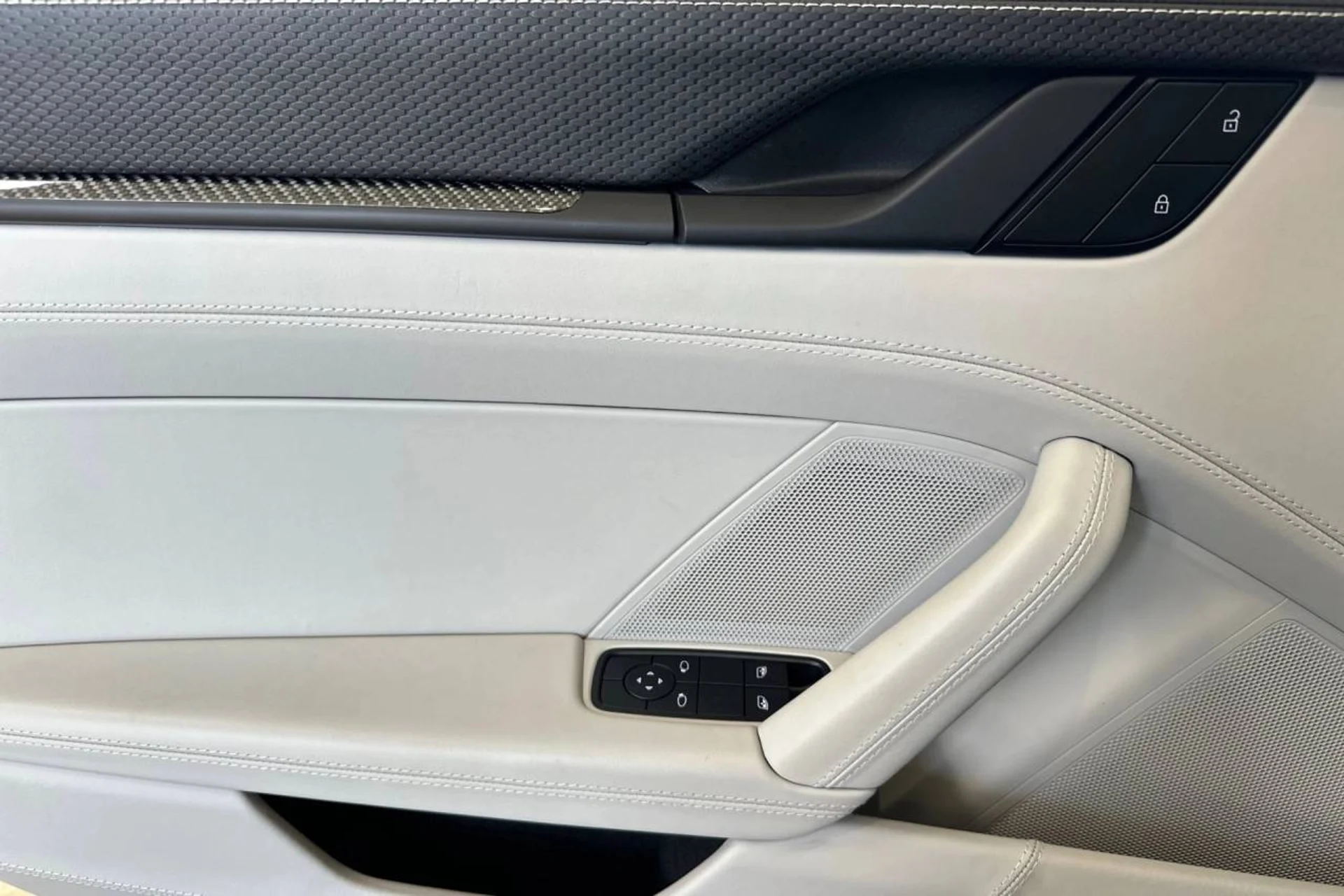 mph011_625376367_1280_68449f3eac