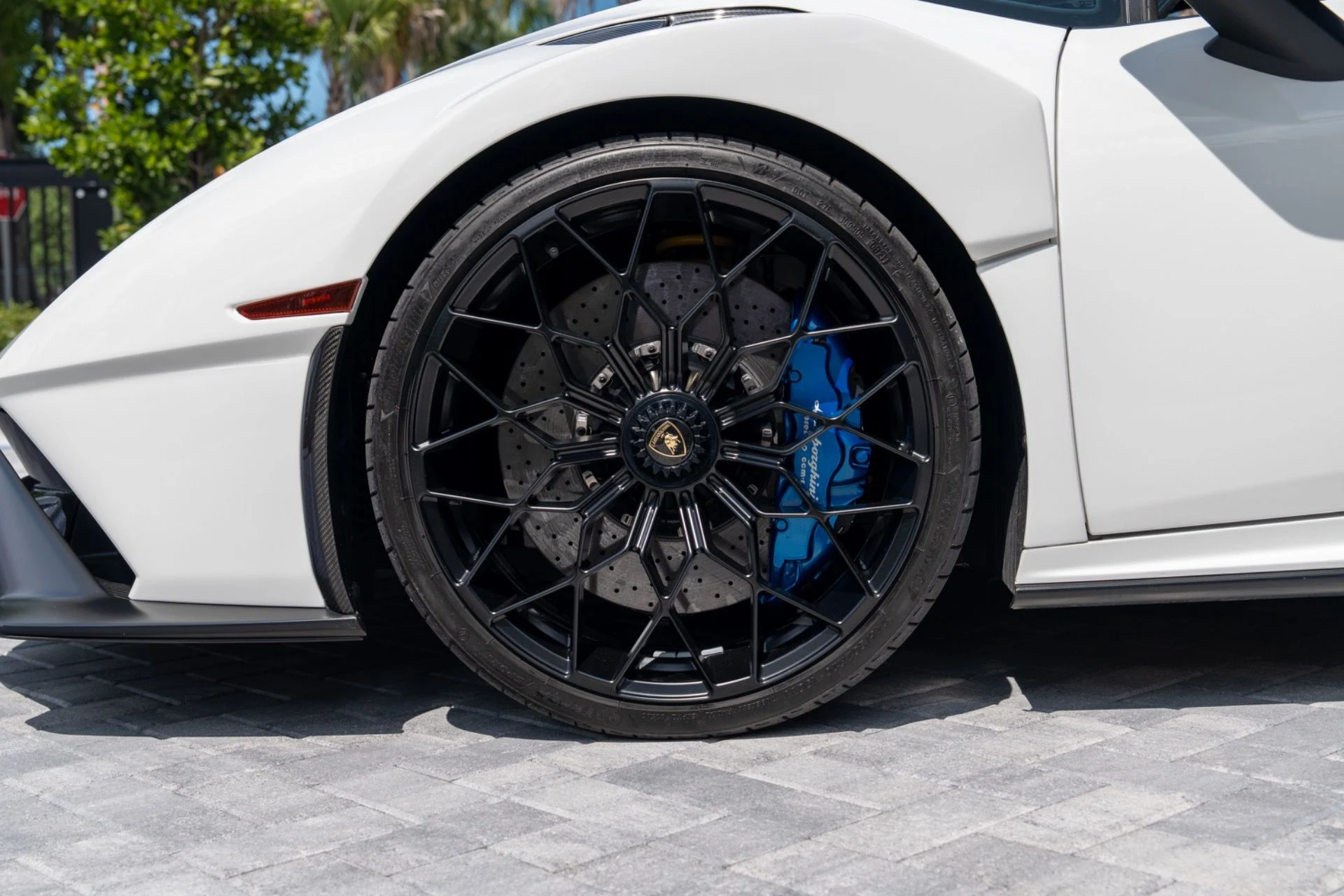mph011_625622163_Used_2021_Lamborghini_Huracan_STO_1787070195_afcc78b774